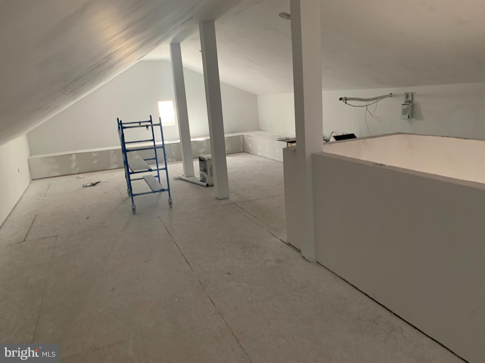 EAST BERLIN RD - Residential