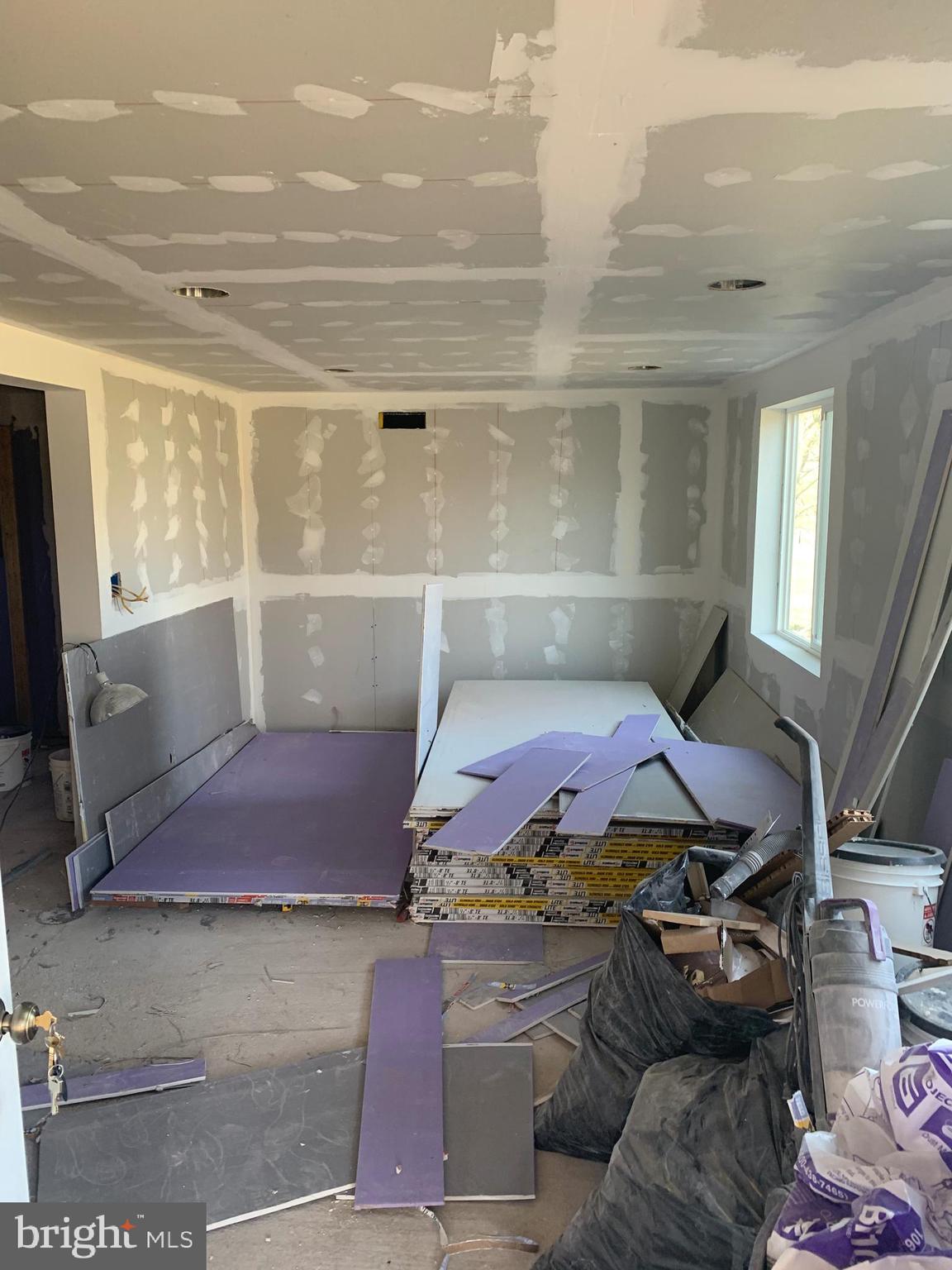 EAST BERLIN RD - Residential