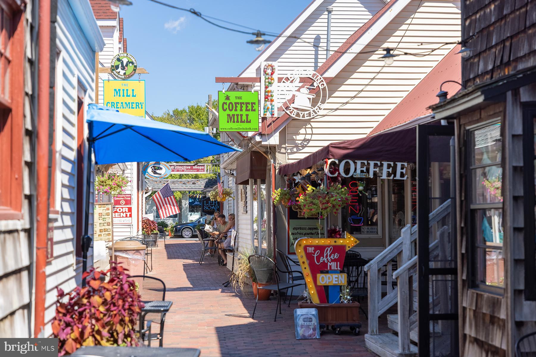 WATERVIEW ON LOVE CREEK - Residential