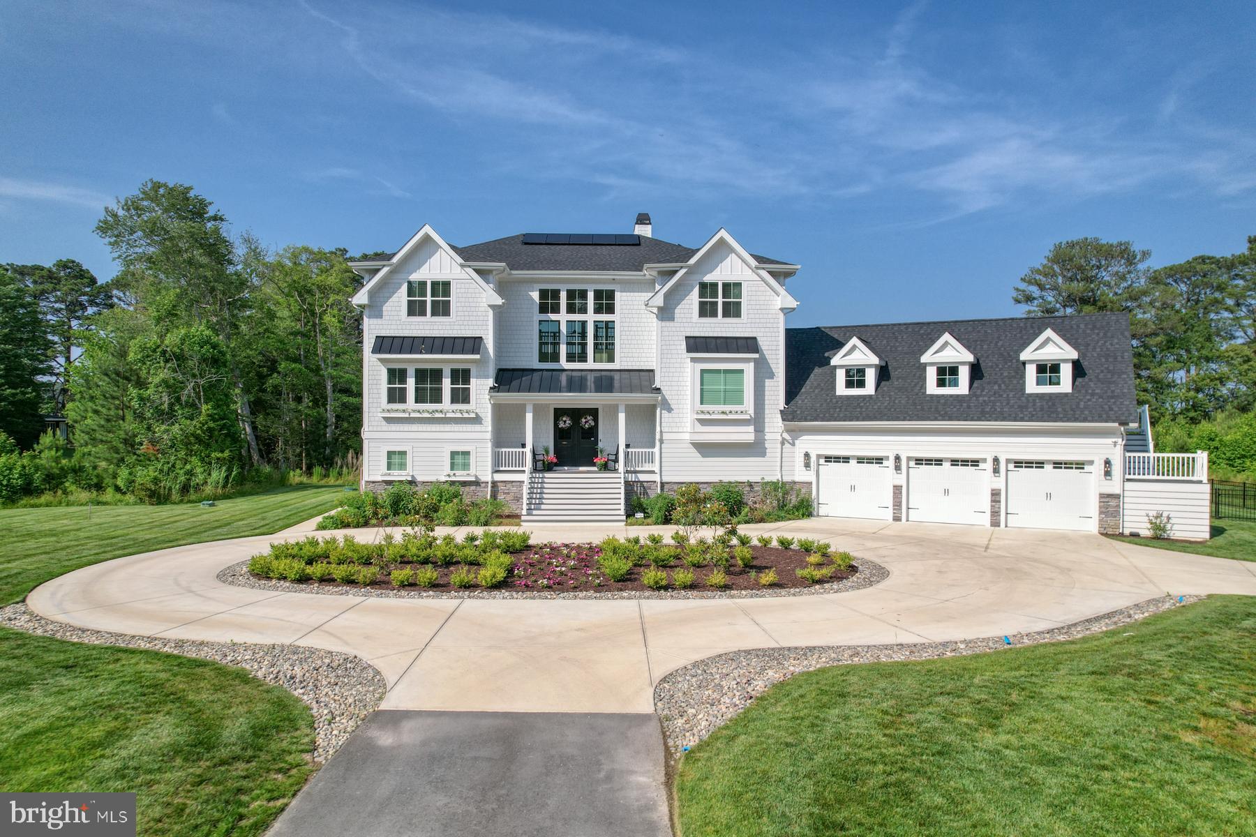 WATERVIEW ON LOVE CREEK - Residential