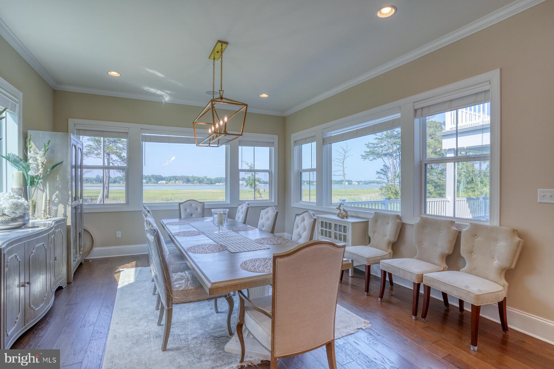 WATERVIEW ON LOVE CREEK - Residential