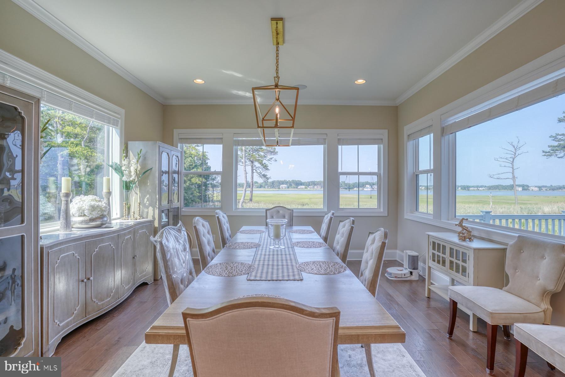 WATERVIEW ON LOVE CREEK - Residential