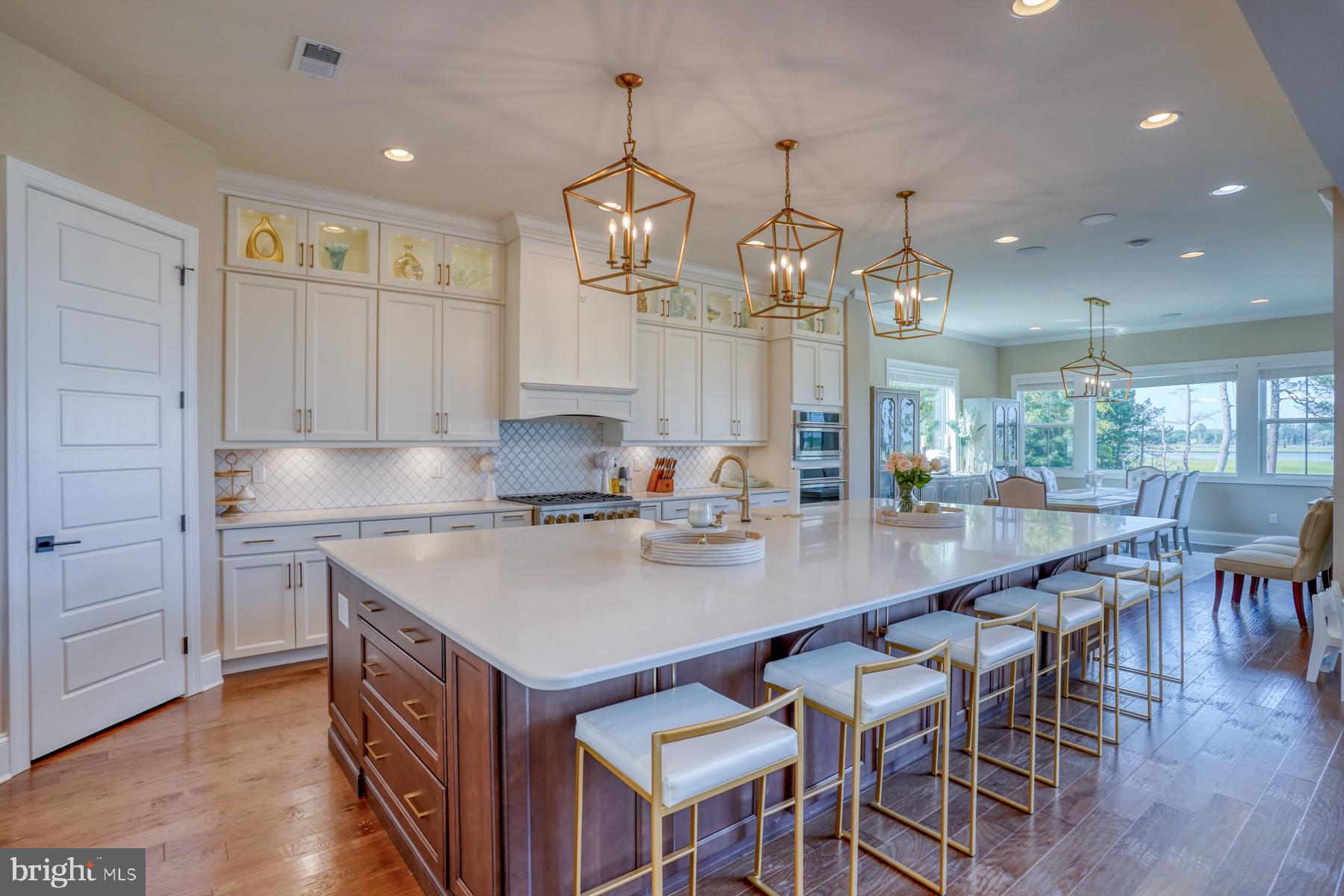 WATERVIEW ON LOVE CREEK - Residential