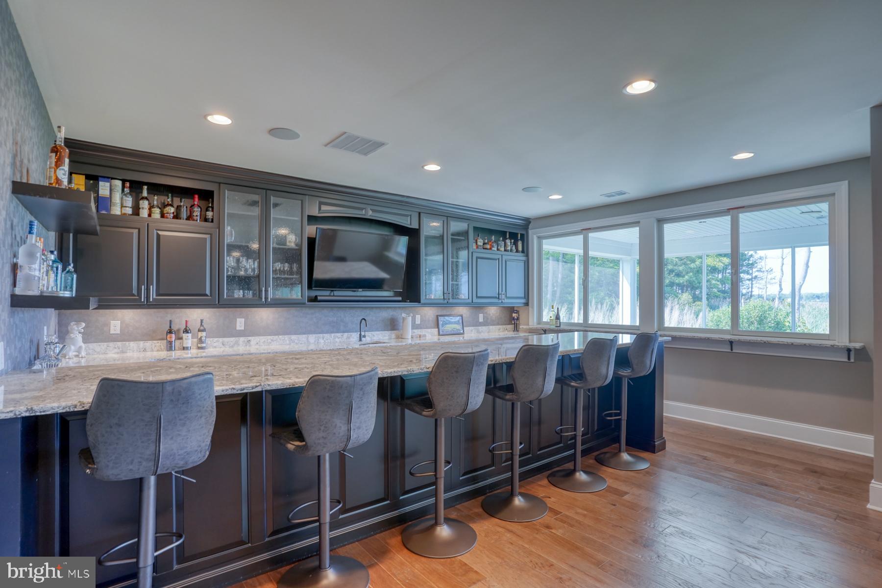 WATERVIEW ON LOVE CREEK - Residential