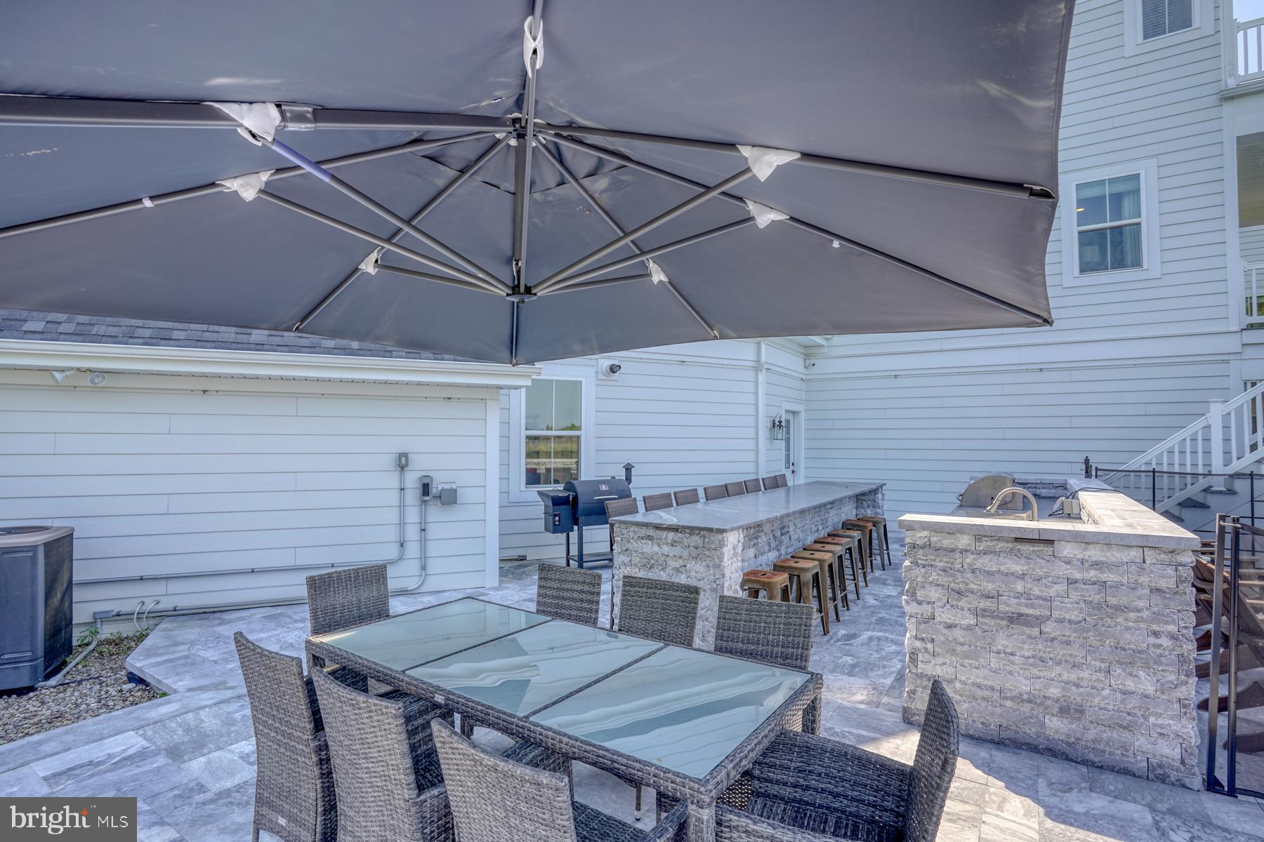 WATERVIEW ON LOVE CREEK - Residential