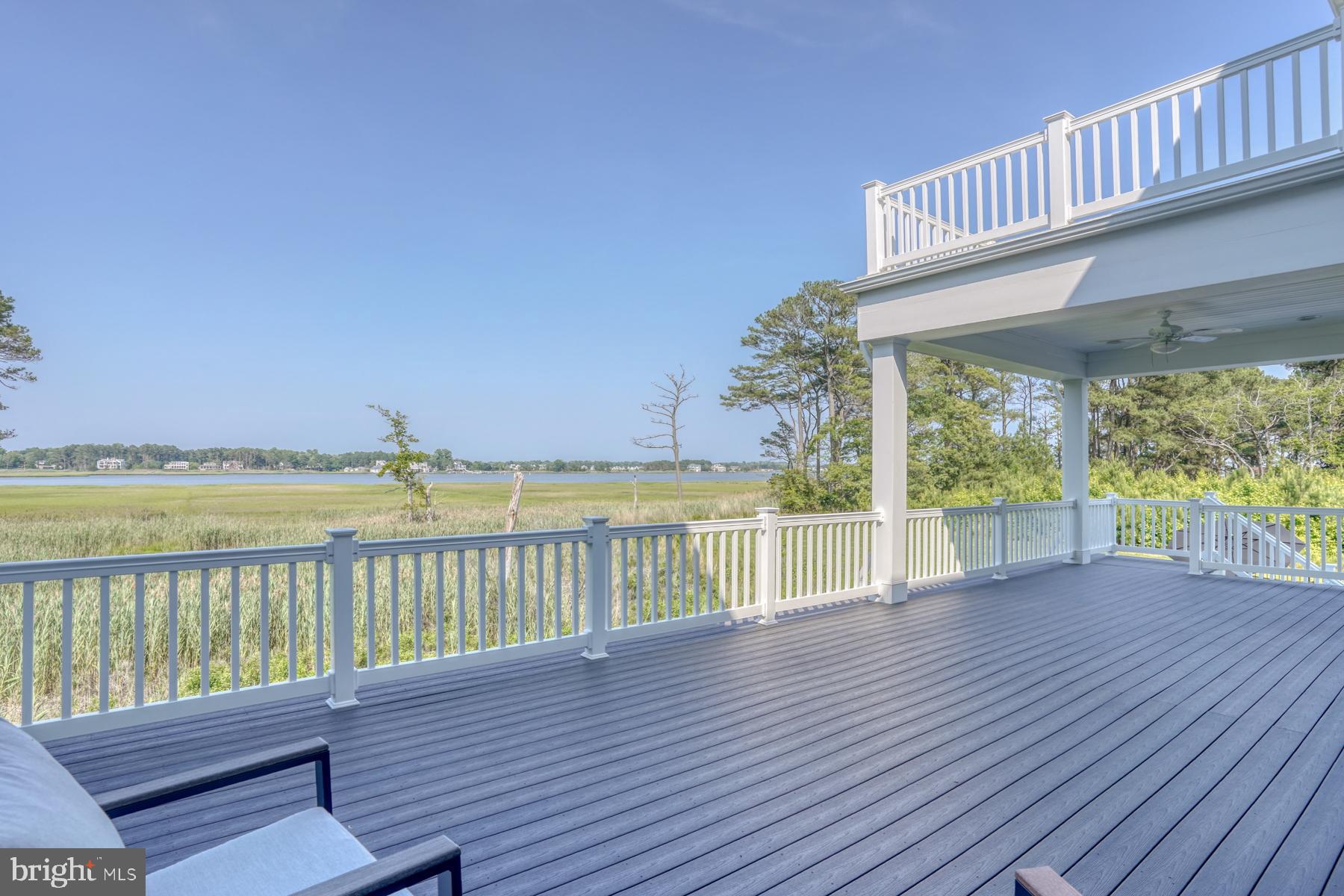 WATERVIEW ON LOVE CREEK - Residential