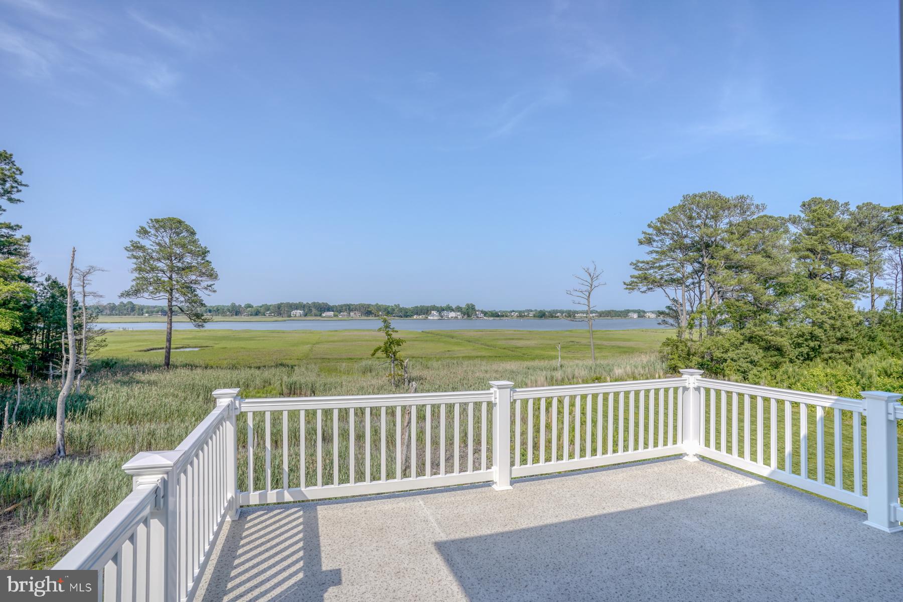 WATERVIEW ON LOVE CREEK - Residential