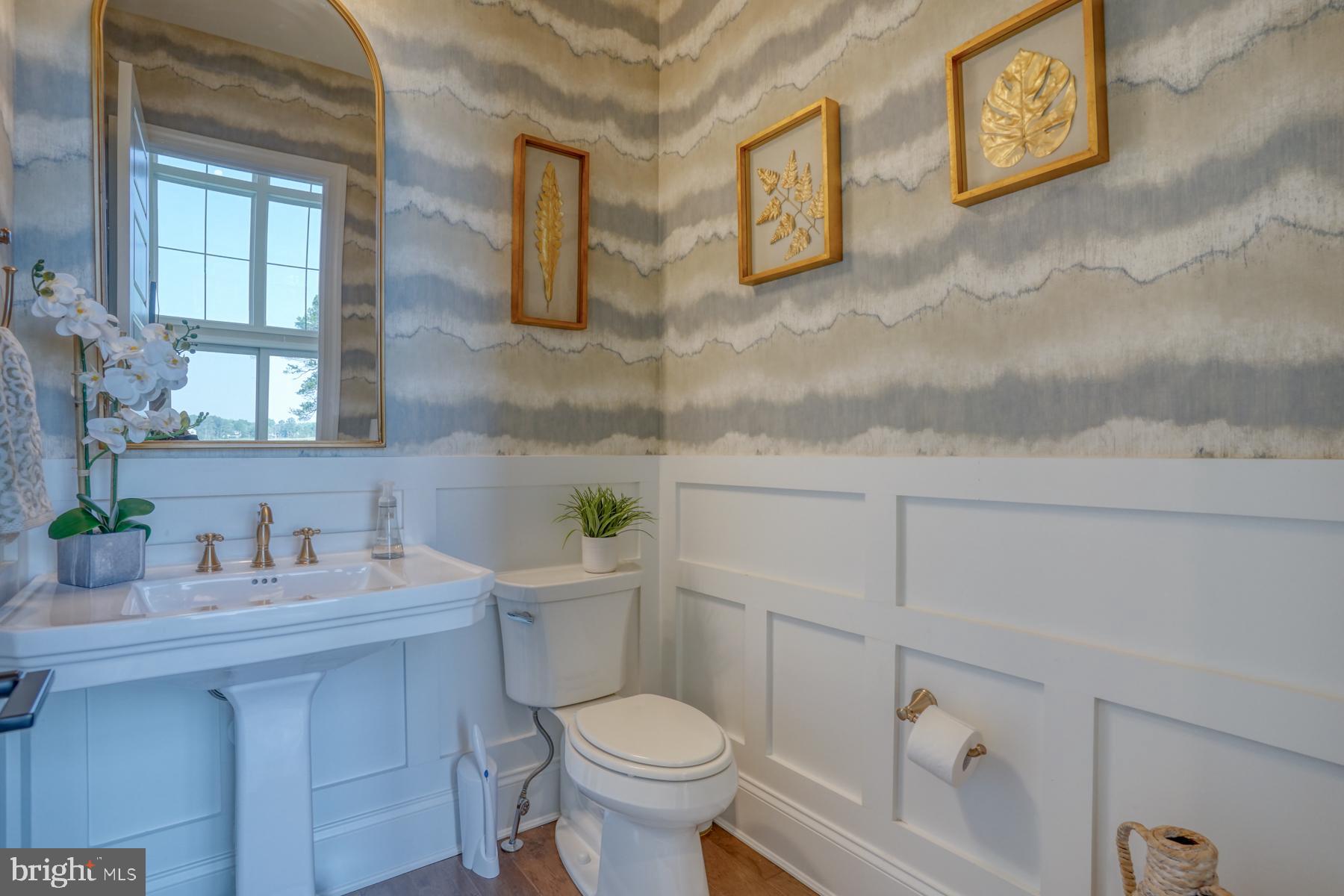 WATERVIEW ON LOVE CREEK - Residential