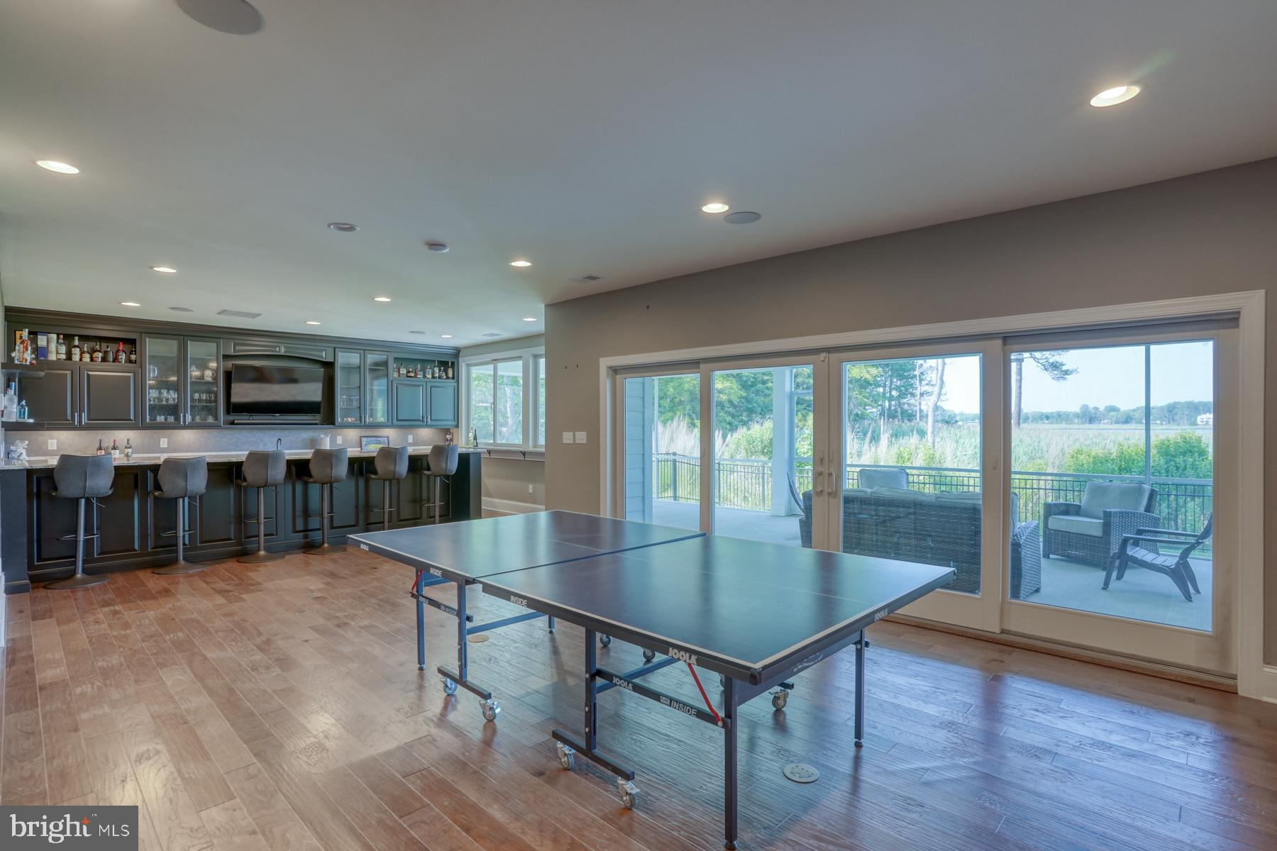 WATERVIEW ON LOVE CREEK - Residential