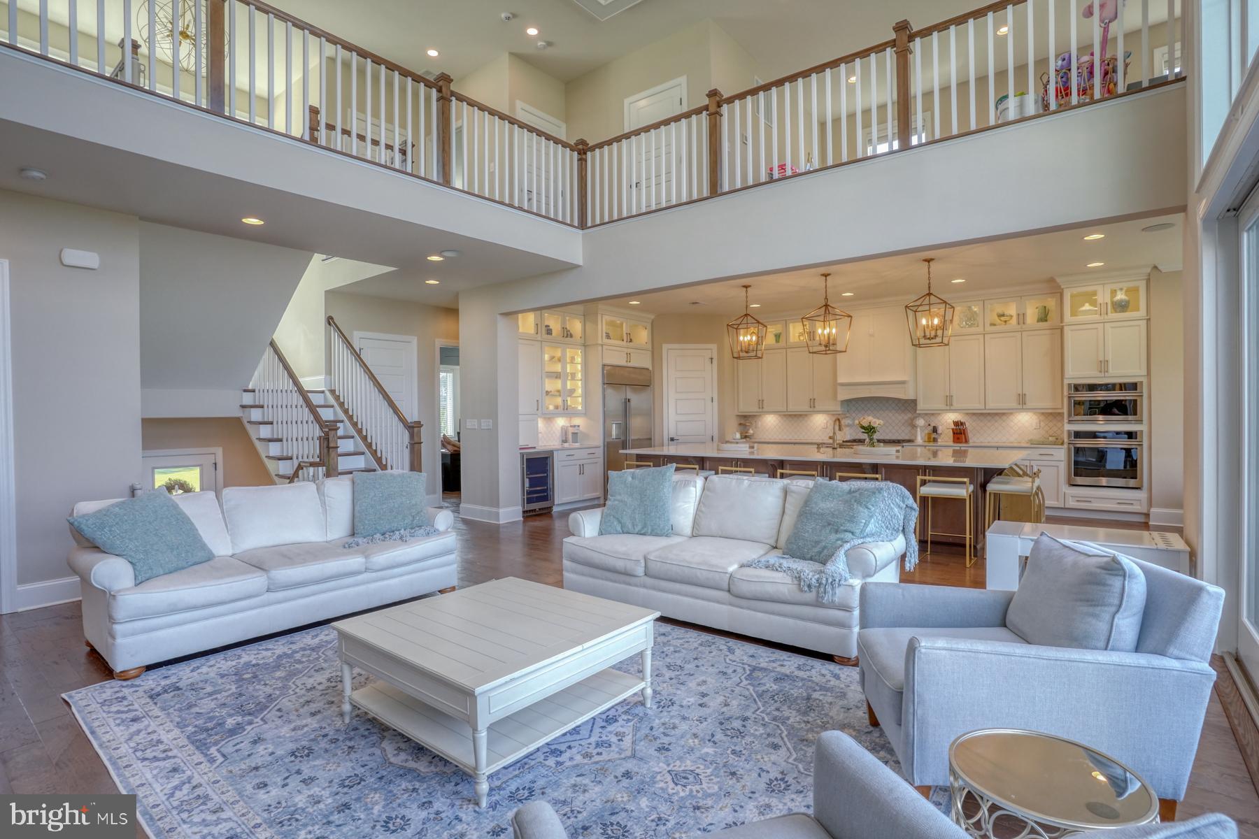 WATERVIEW ON LOVE CREEK - Residential