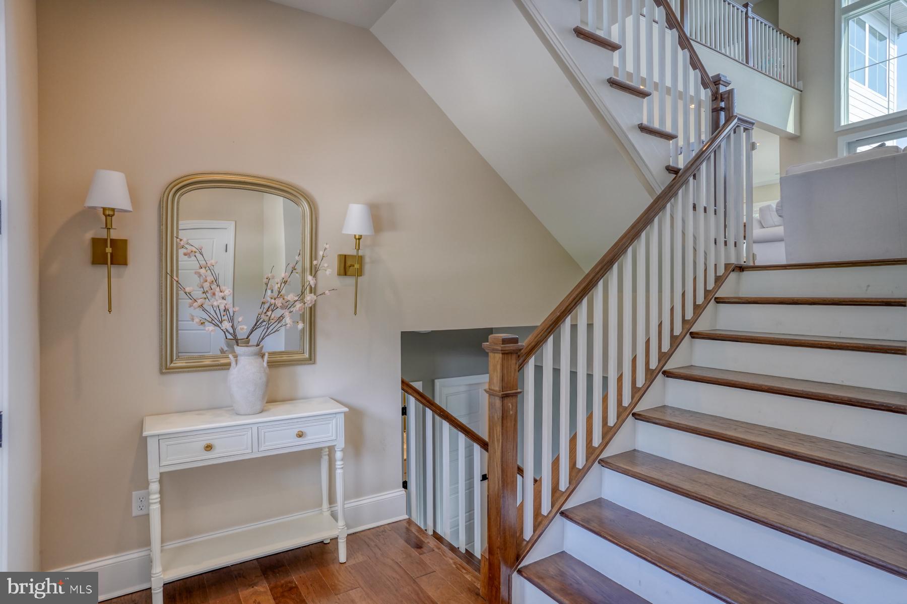 WATERVIEW ON LOVE CREEK - Residential