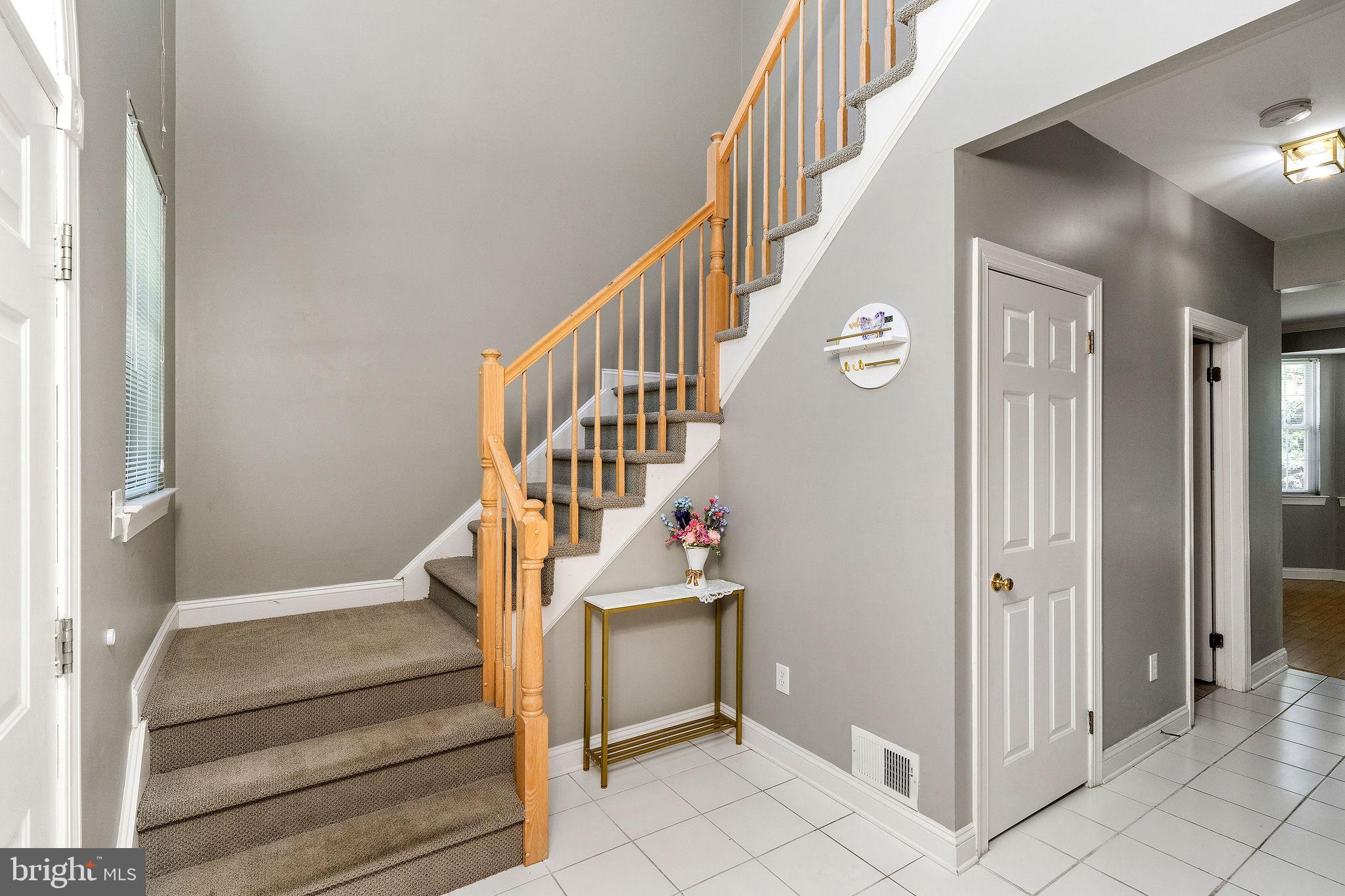 412 DENOW ROAD