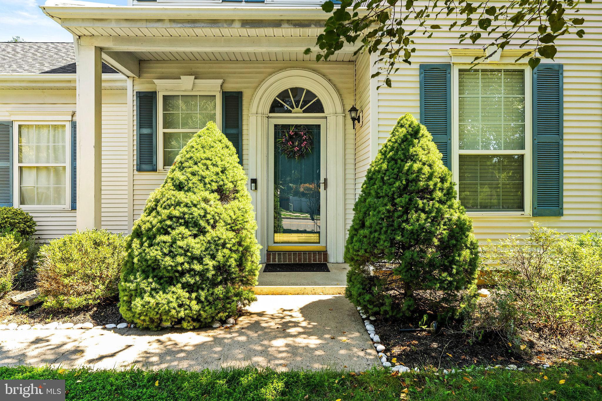 412 DENOW ROAD