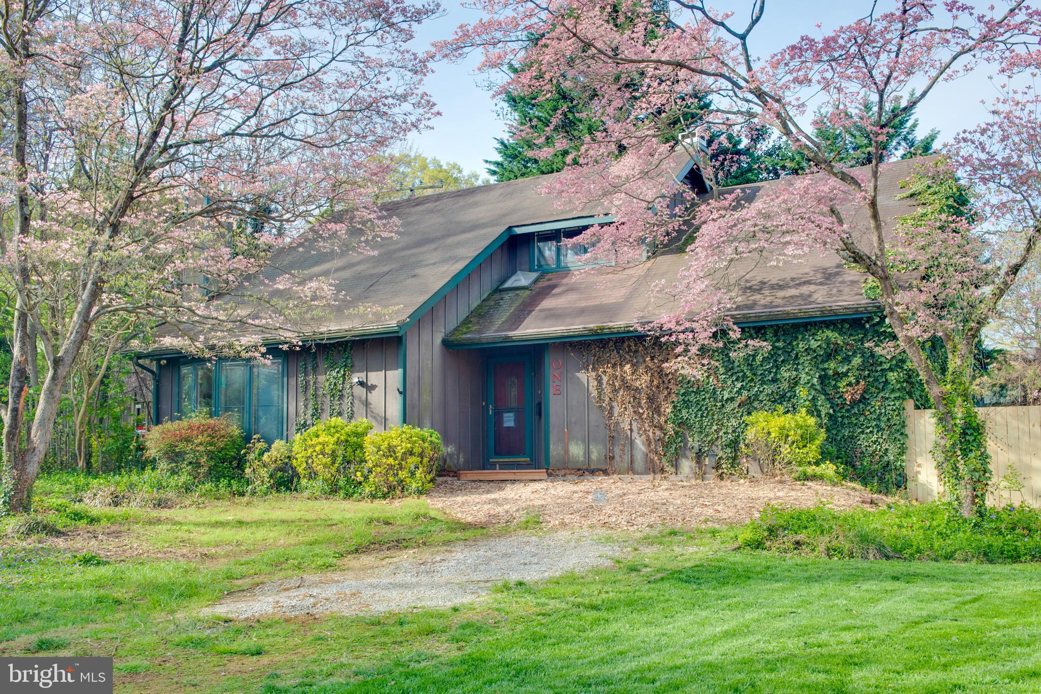 WEST ANNAPOLIS - Residential