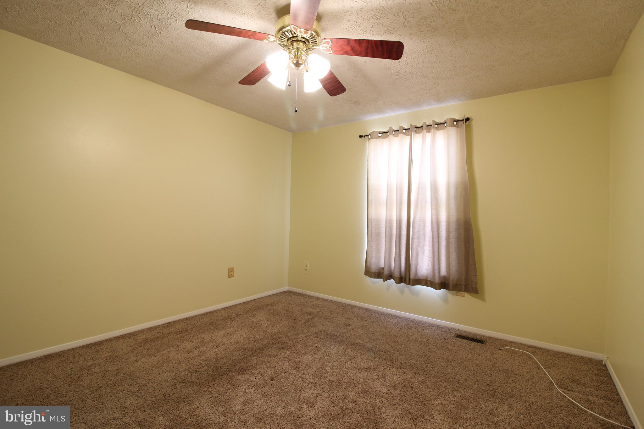 OWINGS RIDGE - Residential Lease