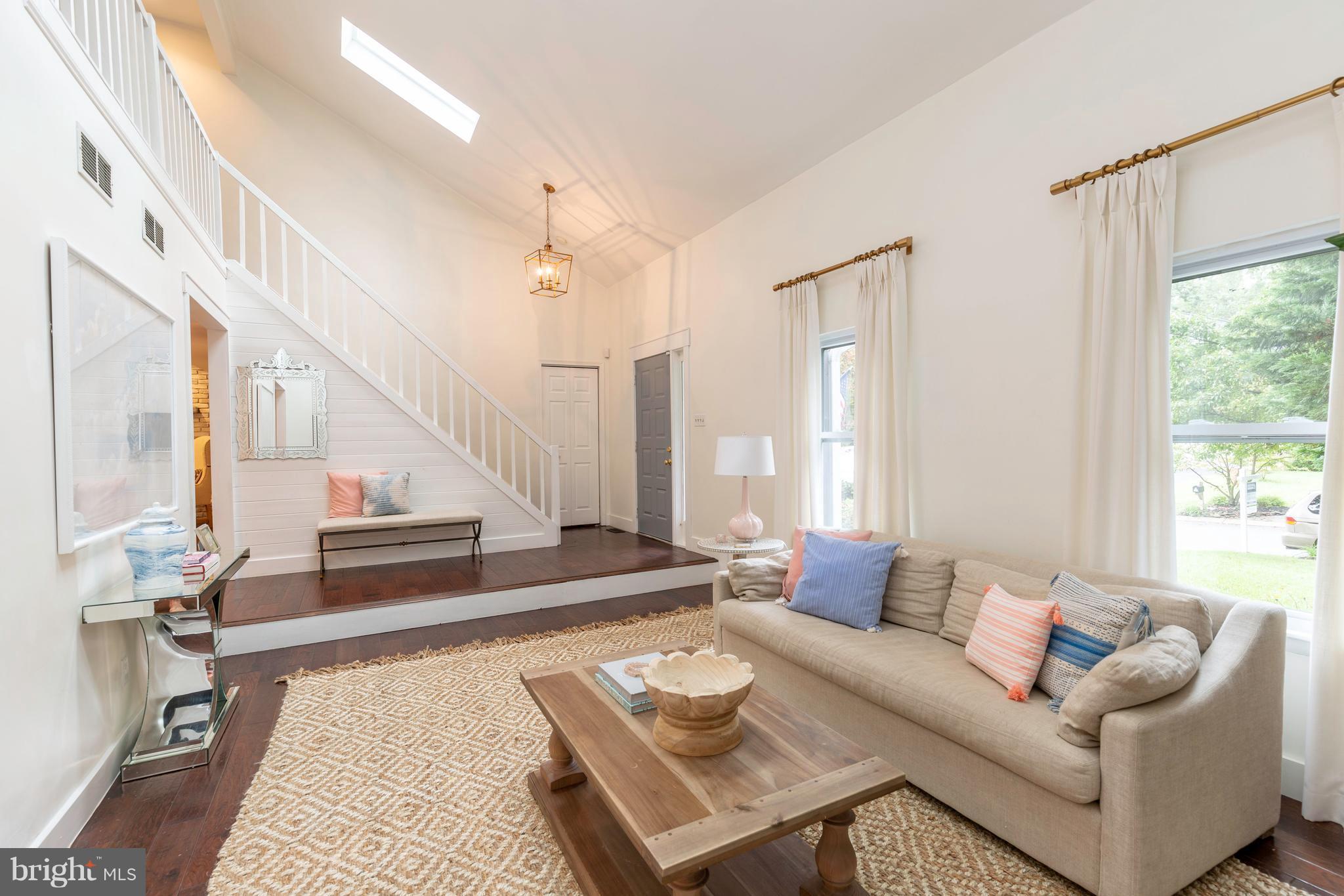 COOL POND - Residential