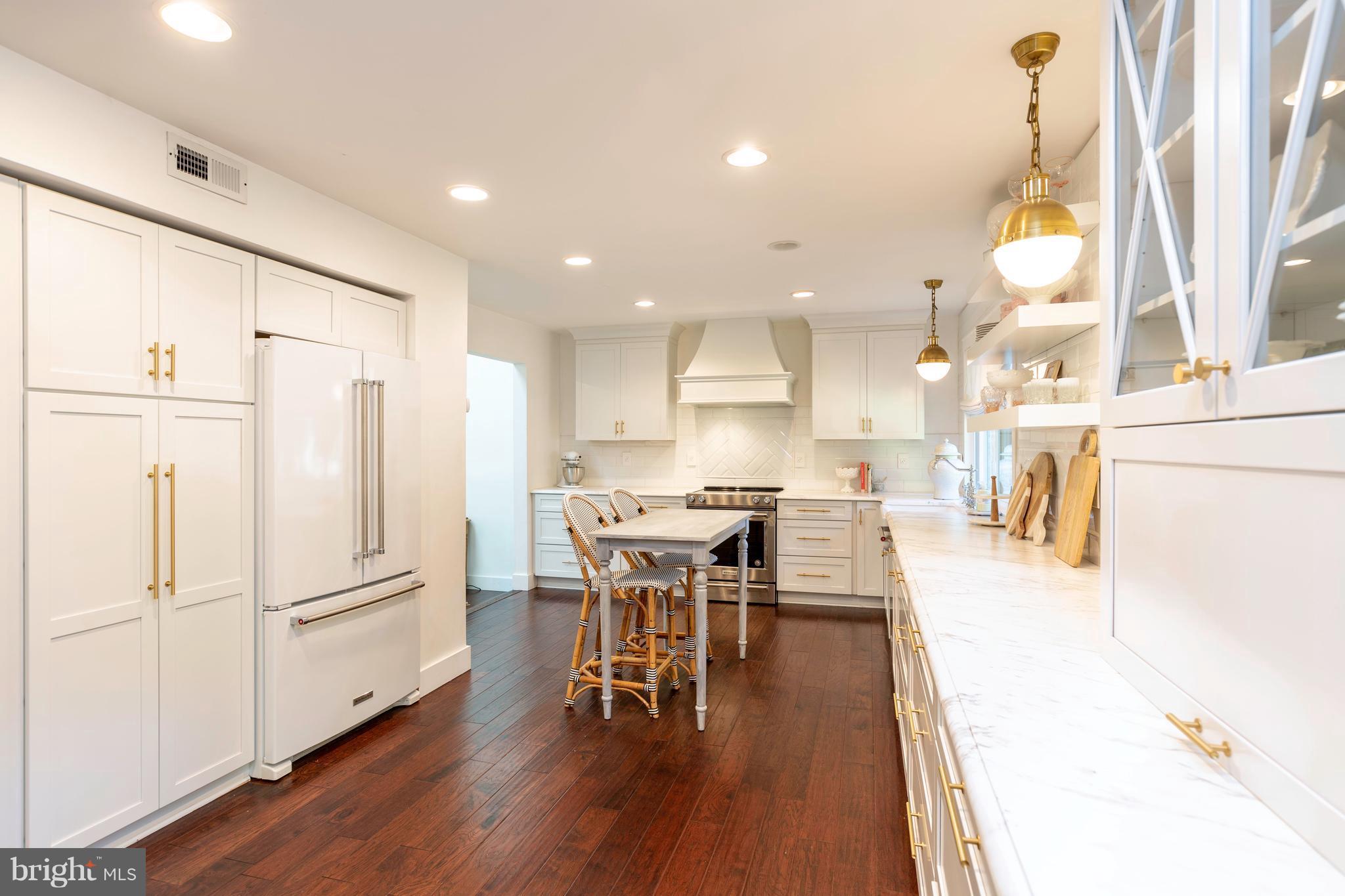 COOL POND - Residential