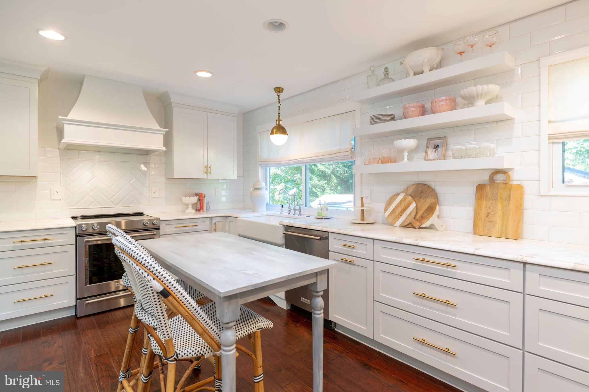 COOL POND - Residential