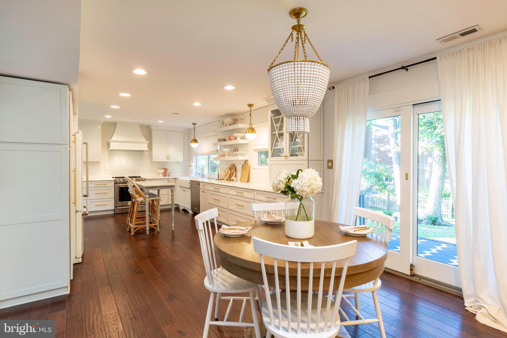 COOL POND - Residential