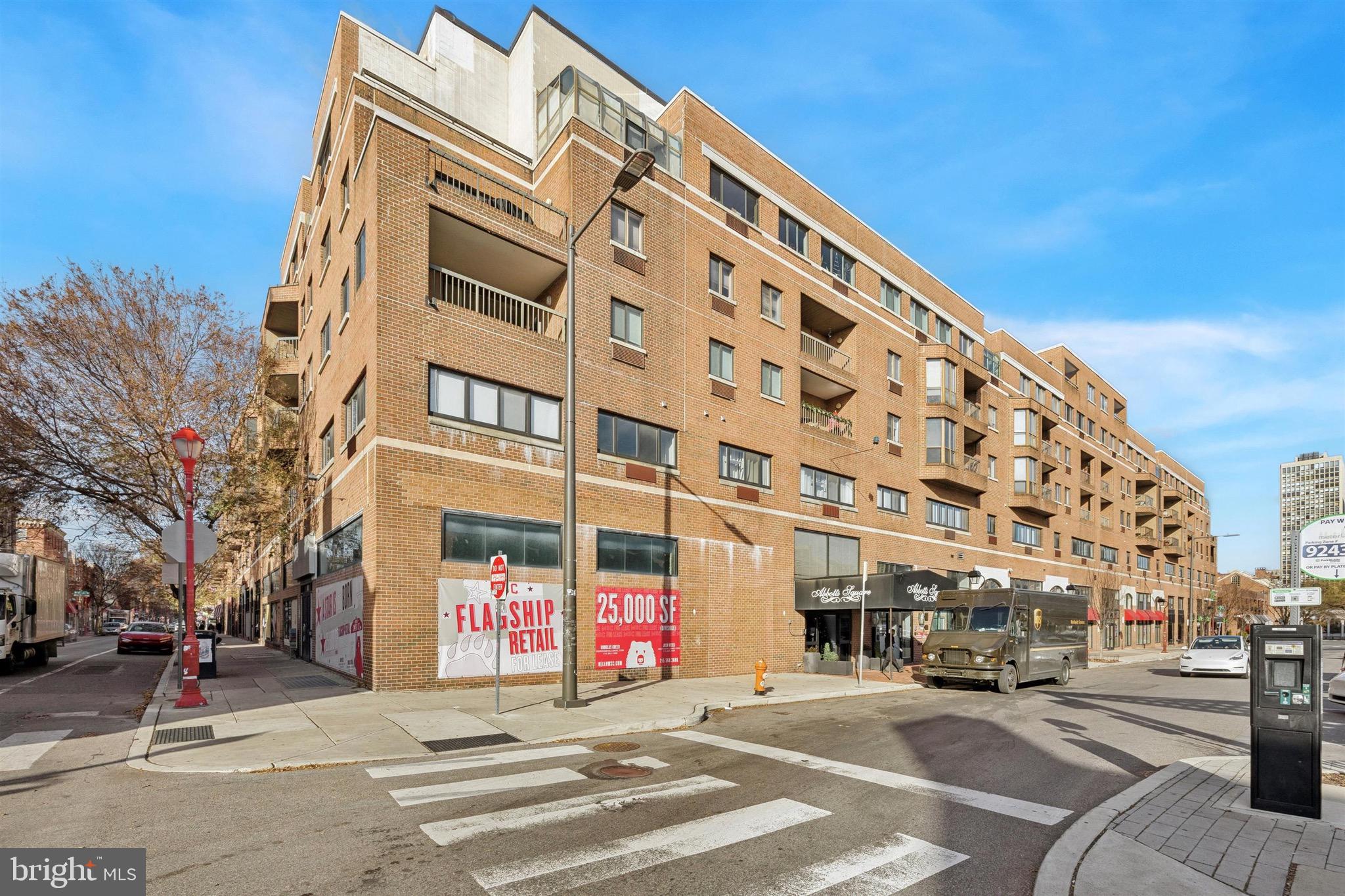 SOCIETY HILL - Residential