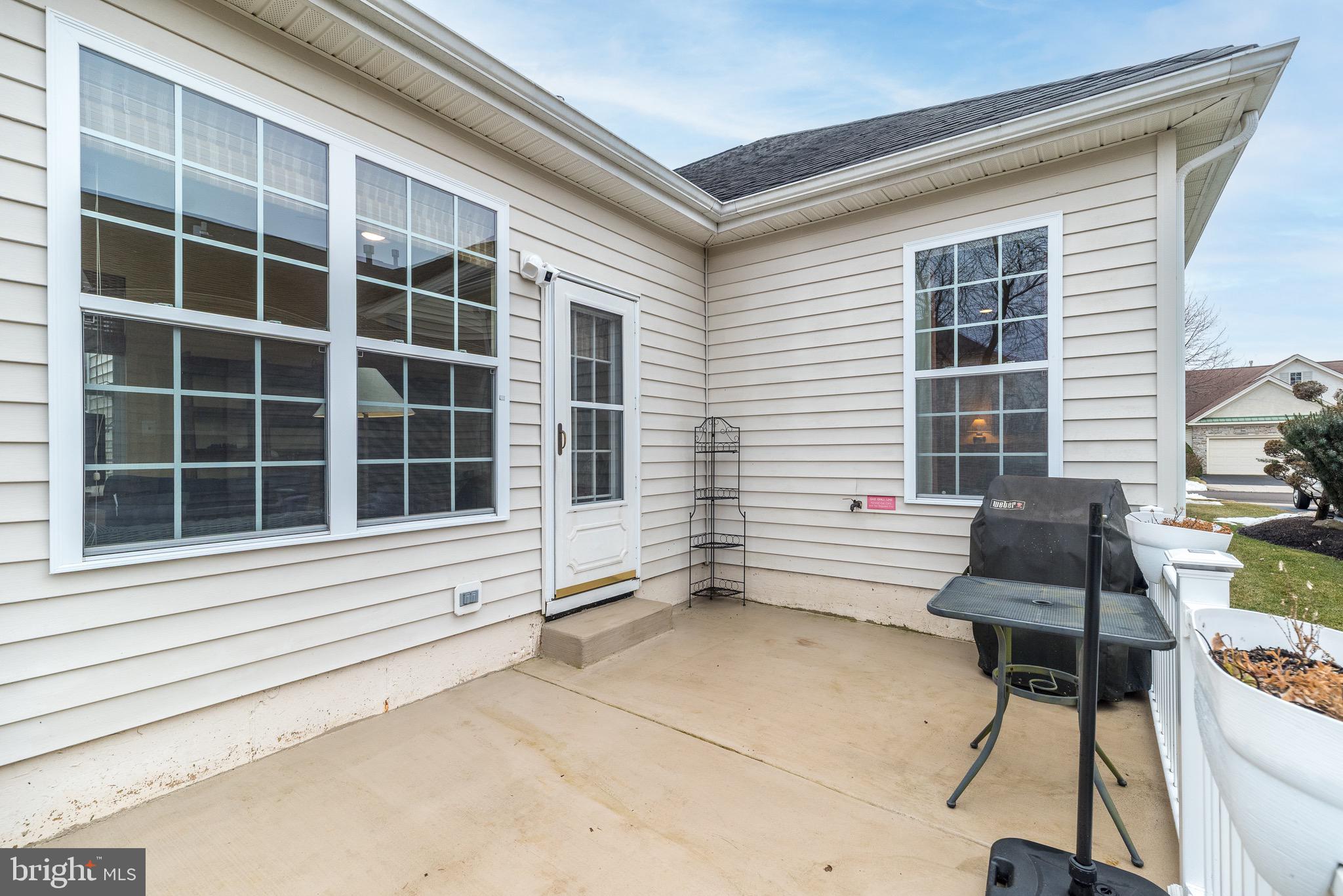 HERITAGE CR ESTS - Residential