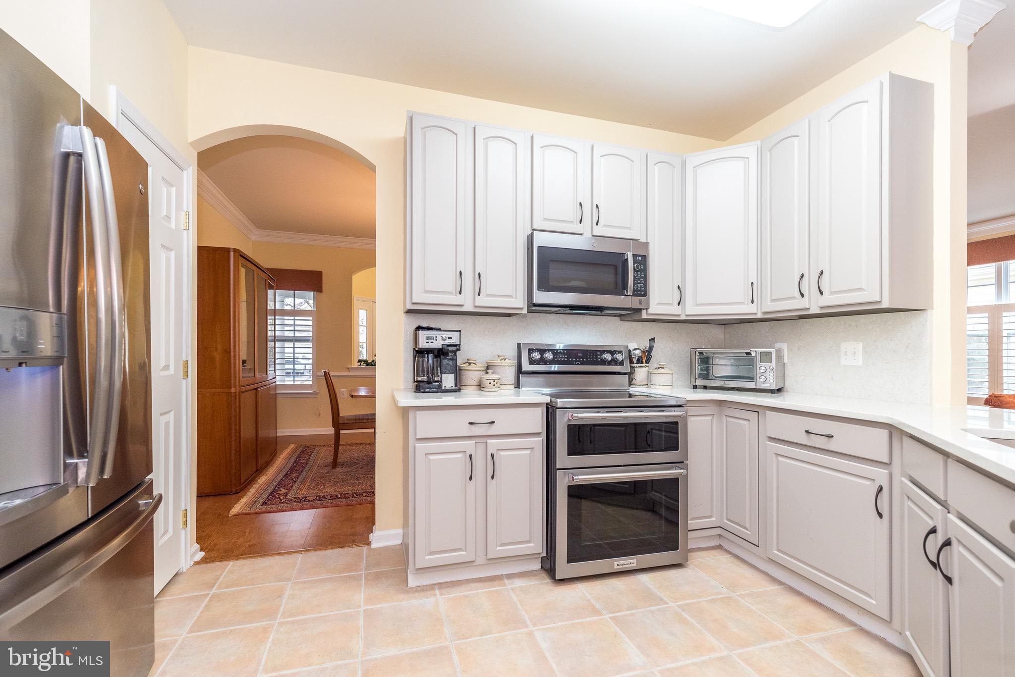 HERITAGE CR ESTS - Residential