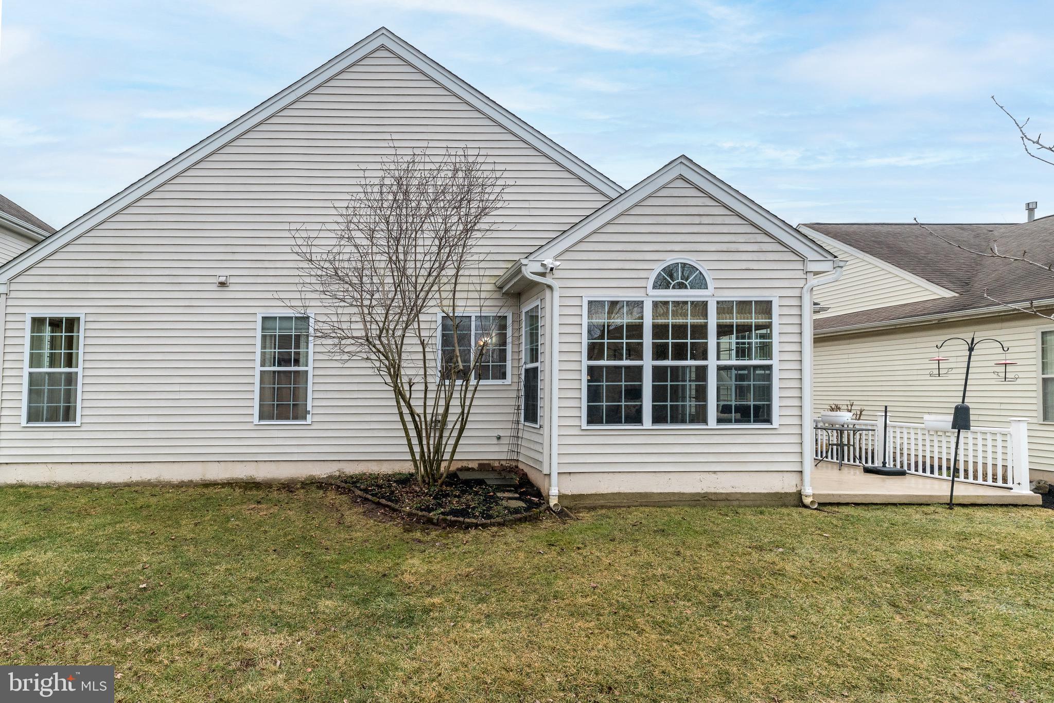 HERITAGE CR ESTS - Residential