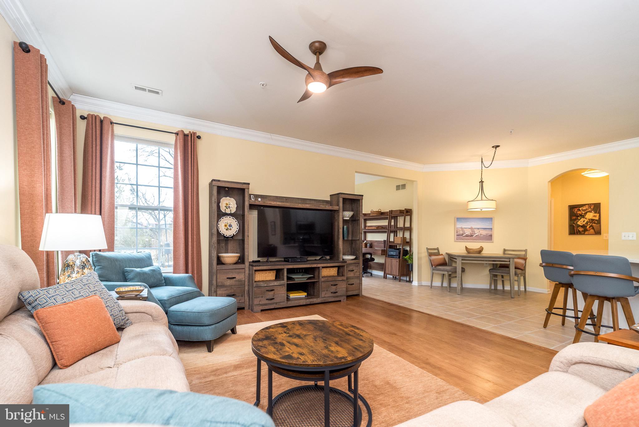 HERITAGE CR ESTS - Residential