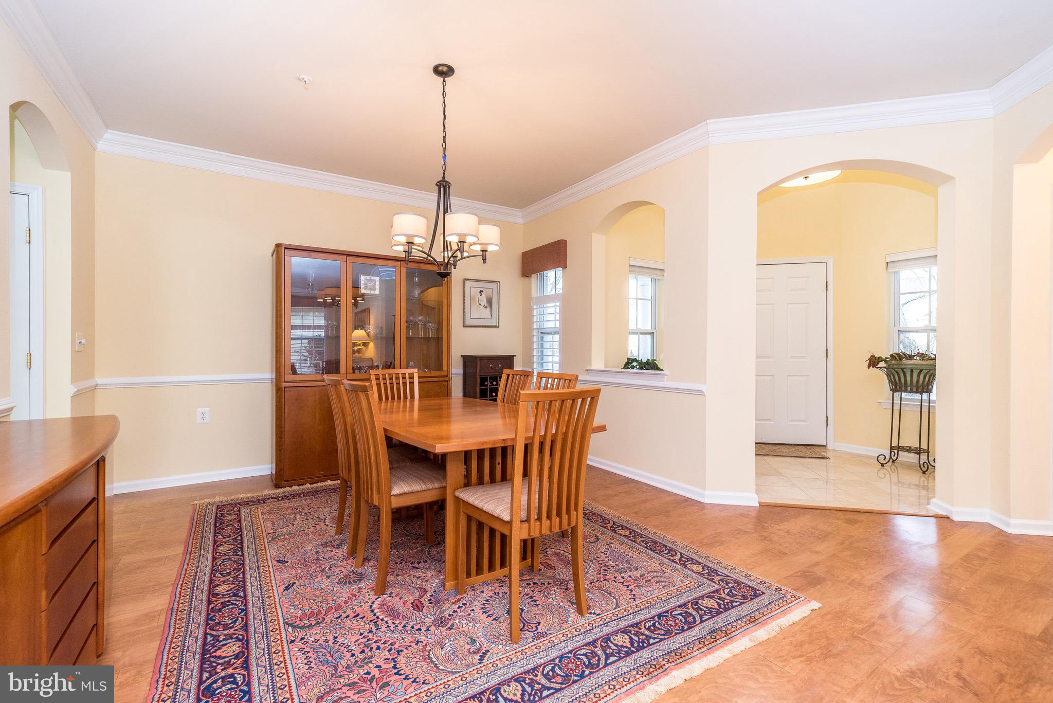 HERITAGE CR ESTS - Residential