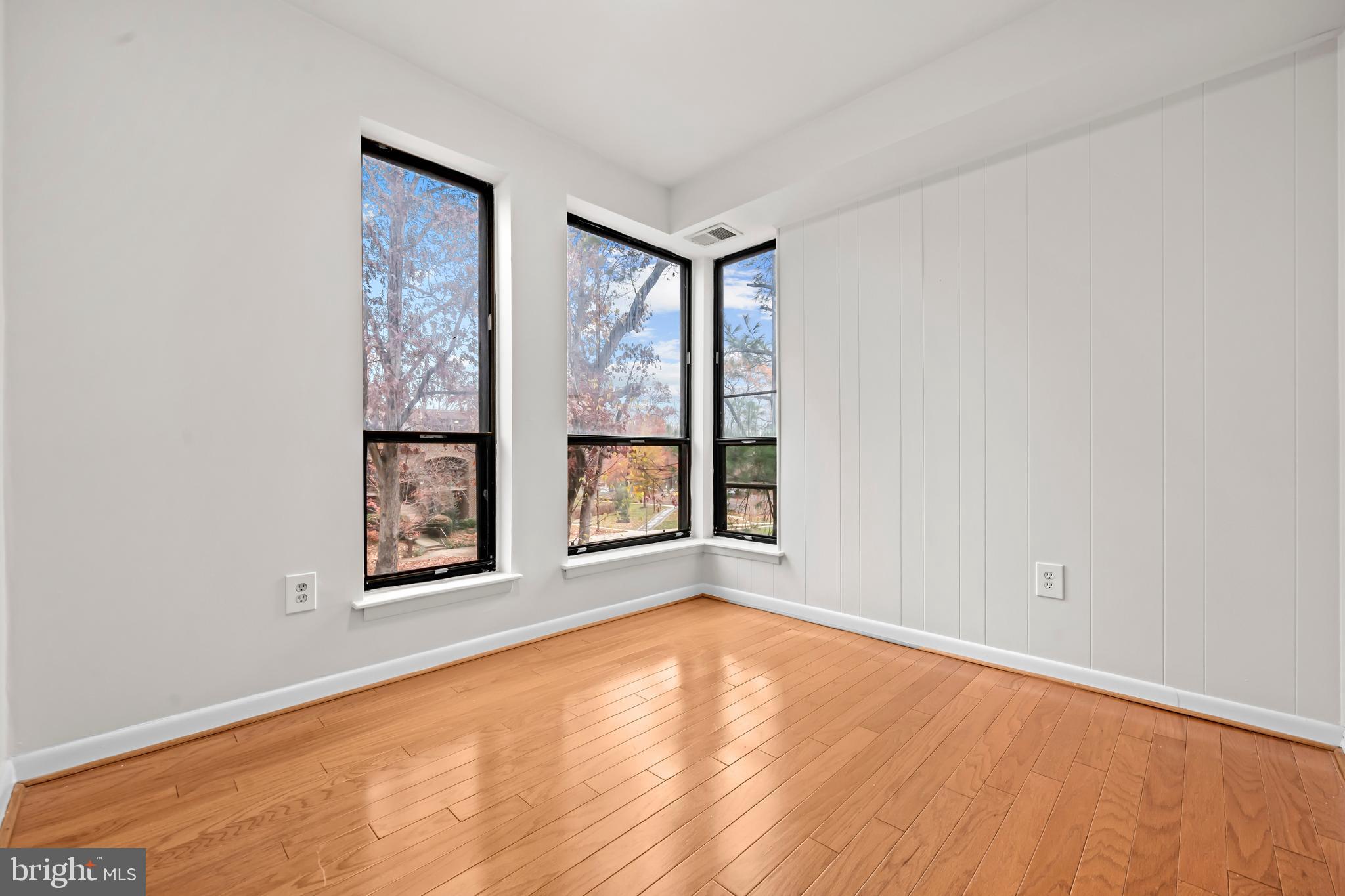 CHESTNUT GROVE - Residential