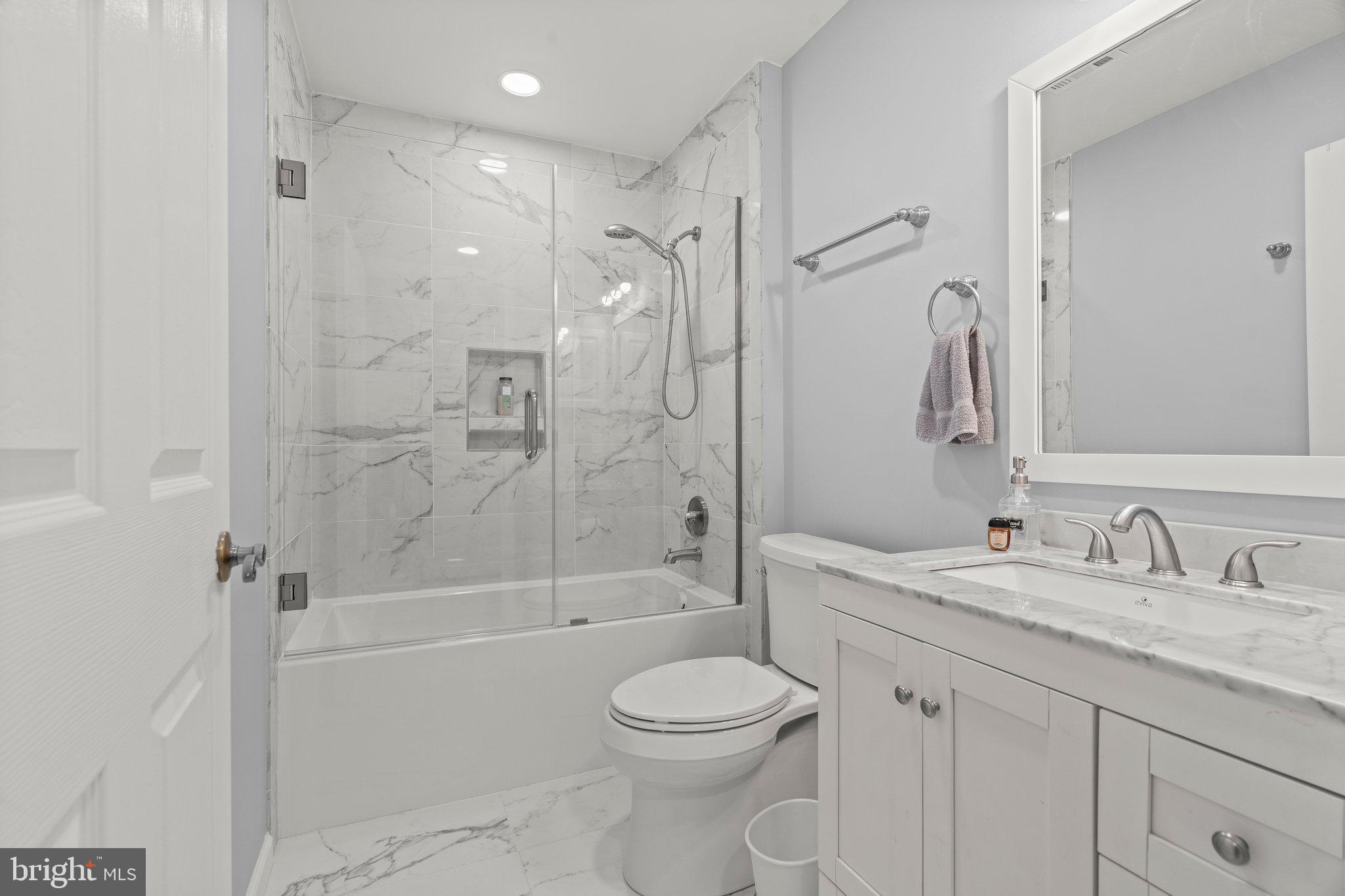 GOLFVIEW - Residential