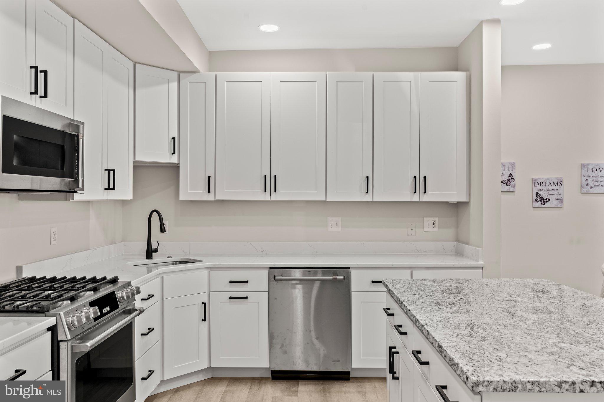 GOLFVIEW - Residential