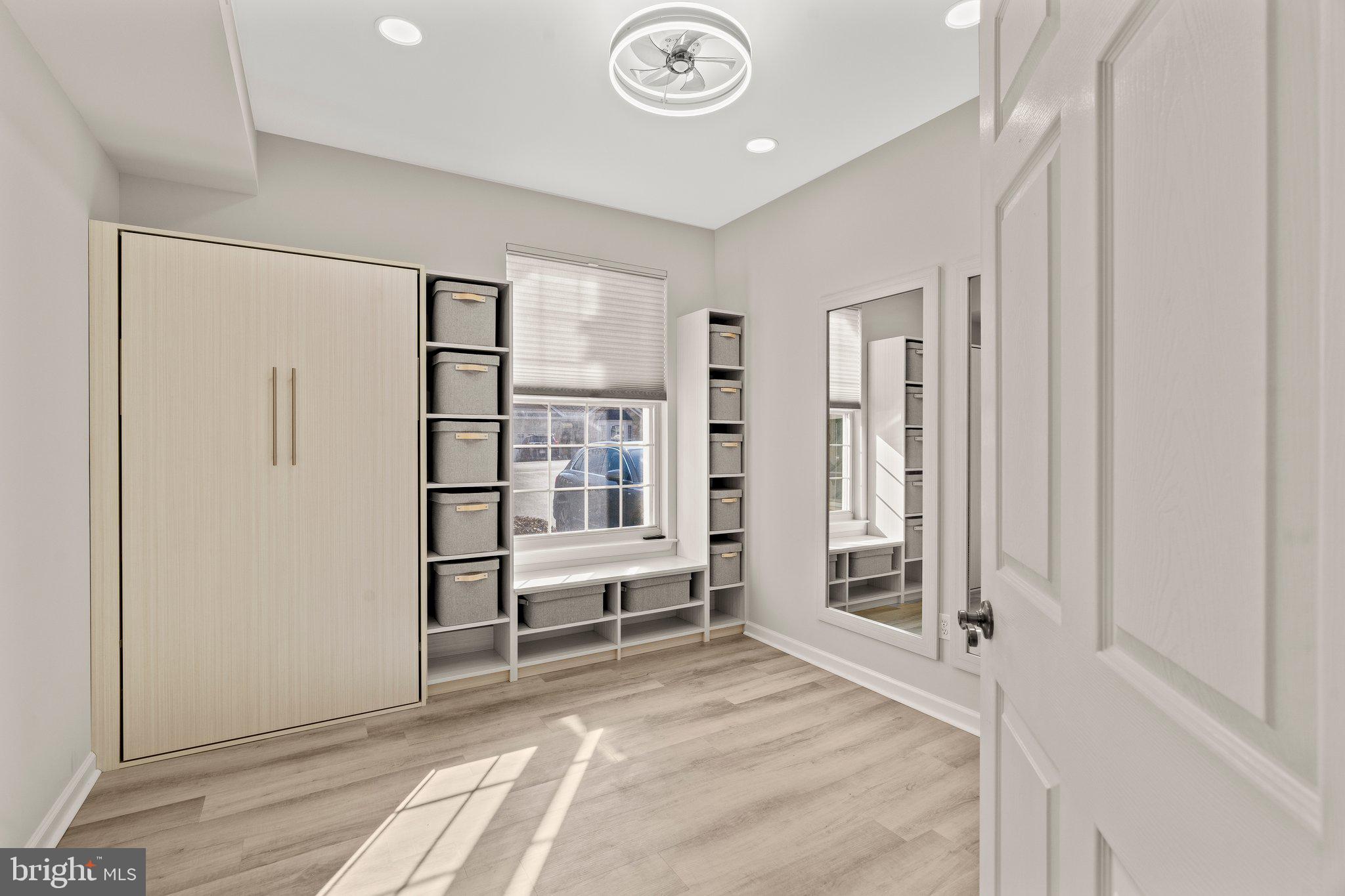 GOLFVIEW - Residential