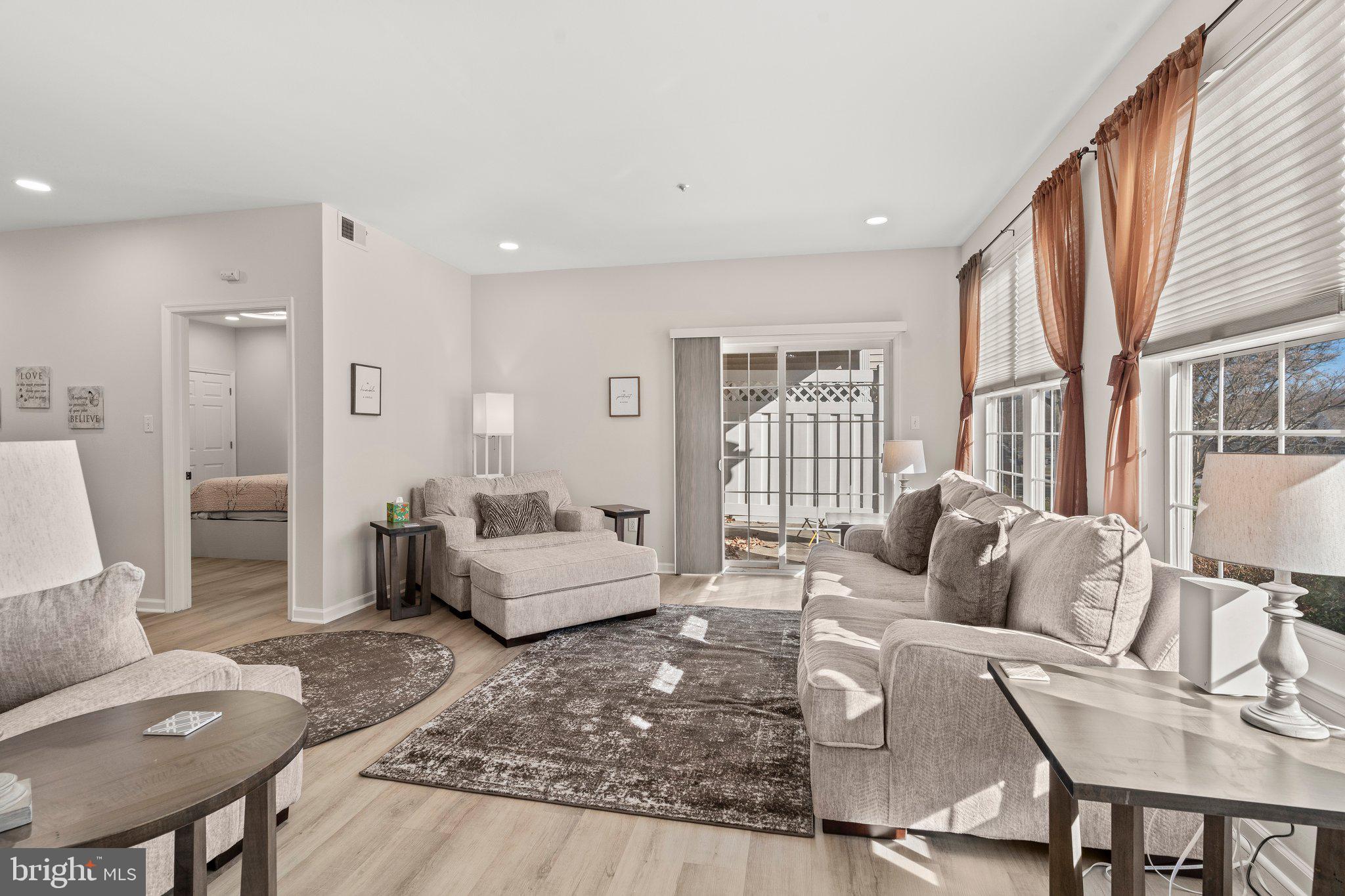 GOLFVIEW - Residential