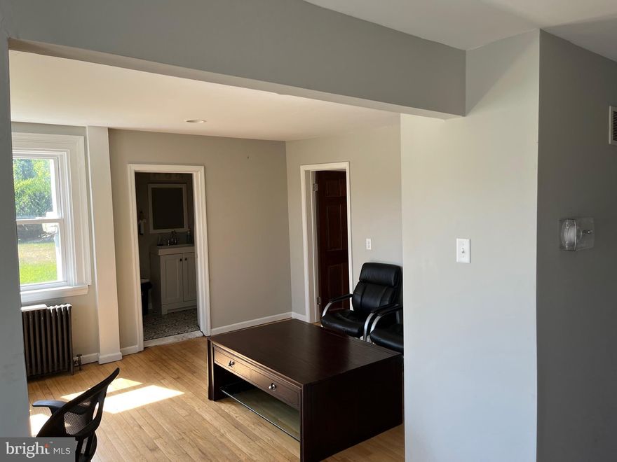 Fantastic opportunity to open live in the apartment on the second floor and offset the mortgage with the rent on the first floor
Property is located between West Chester and Downingtown on 322.  
Don't miss out on this versatile, multi-use property that offers both commercial and residential space in a highly desirable area. Whether you're a visionary entrepreneur or a savvy investor, you'll appreciate the flexibility and modern amenities this location provides.
12-15,000 cars pass this property a day.
1st floor is 1,700 square feet of office/retail space with 10 parking spaces.
2nd floor is a 2 bedroom apartment with one bathroom, washer/dryer, dishwasher, granite counter tops, private parking area for 2-3 cars, with a large walkup attic for storage or refinishing, totaling almost 2,000 square feet.
Septic just pumped out as required by East Bradford.
Bring offers!