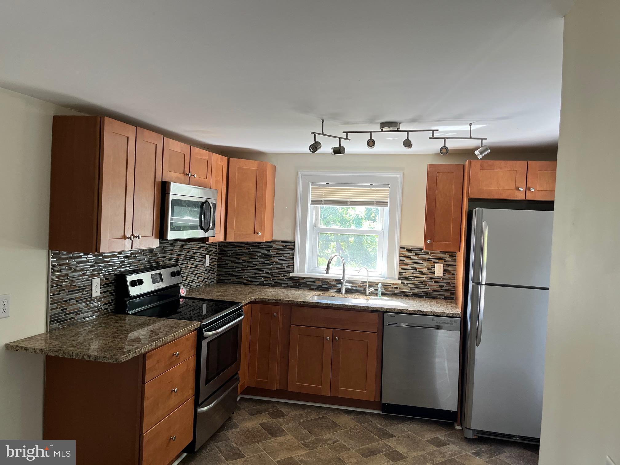 EAST BRADFORD TWP - Residential