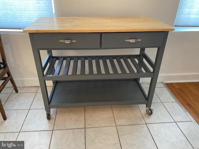 TEMPLE UNIVERSITY - Residential Lease