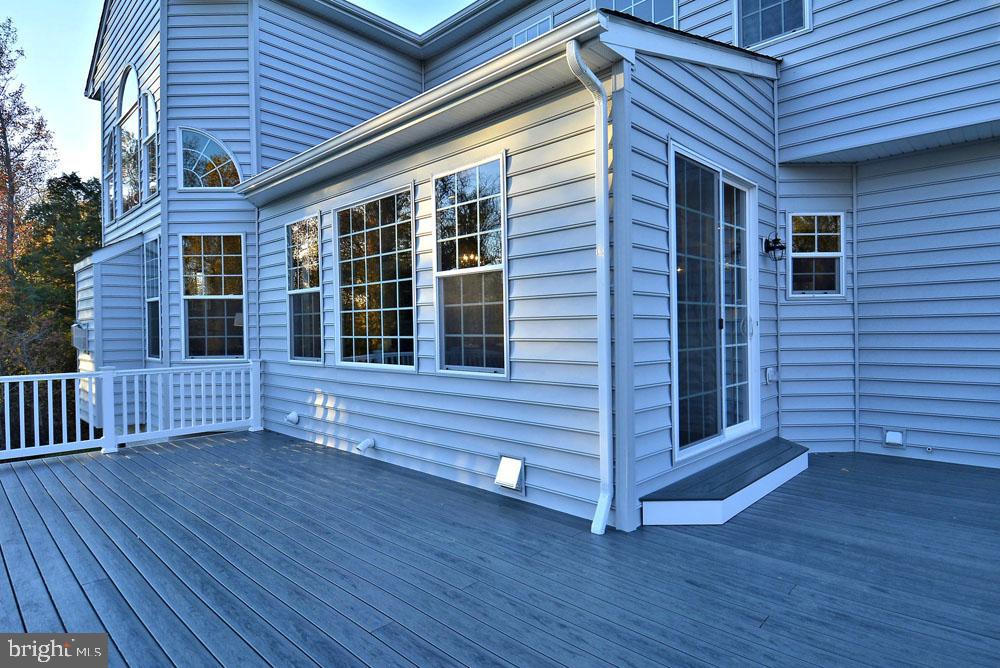 SURRATTS GARDENS - Residential