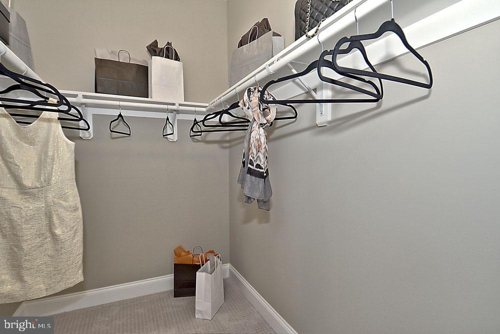 SURRATTS GARDENS - Residential