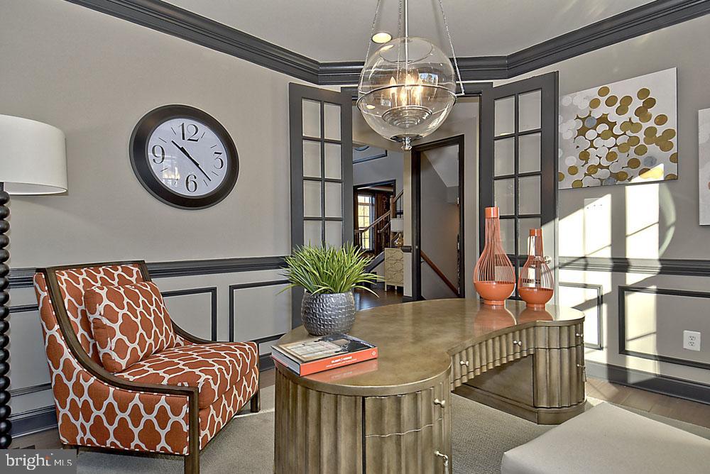 SURRATTS GARDENS - Residential