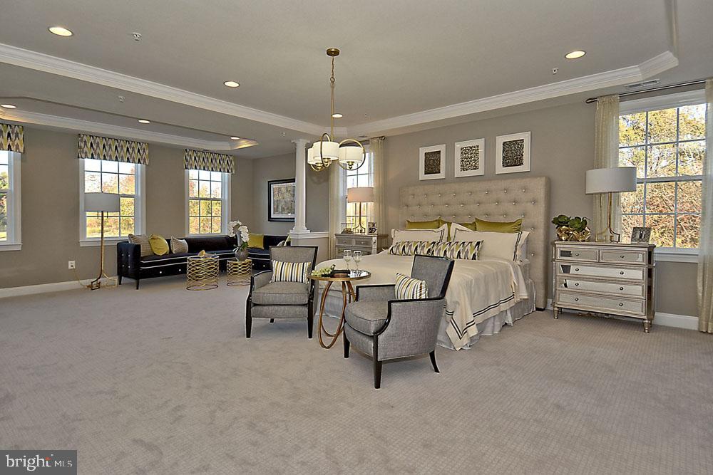 SURRATTS GARDENS - Residential