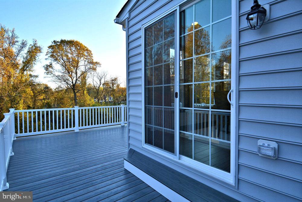 SURRATTS GARDENS - Residential