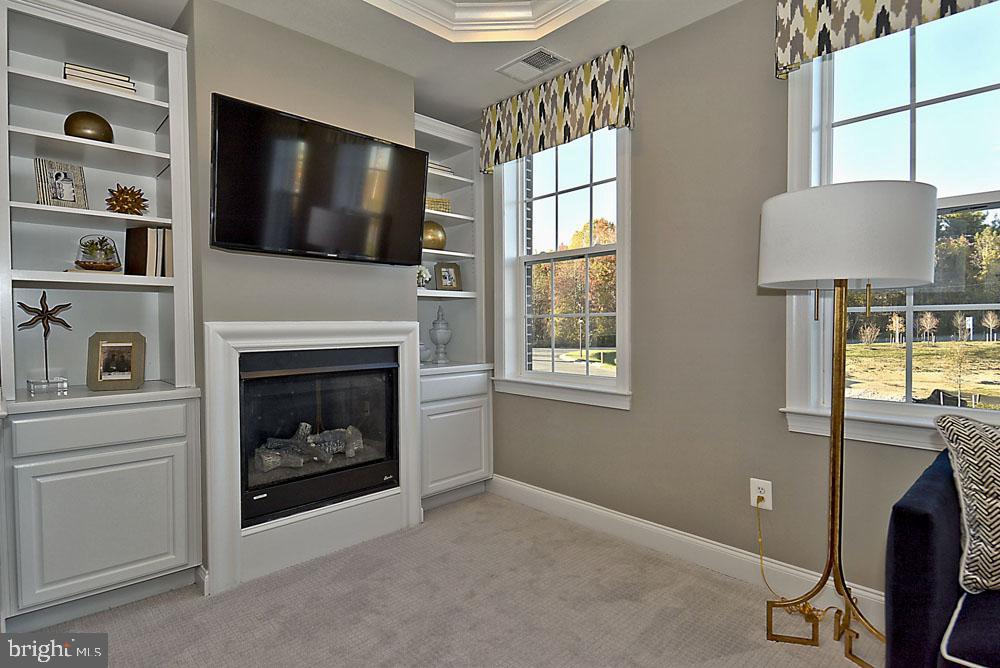 SURRATTS GARDENS - Residential