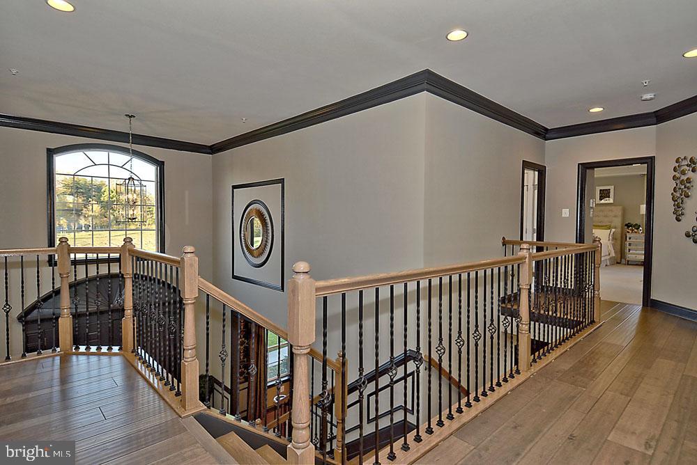 SURRATTS GARDENS - Residential