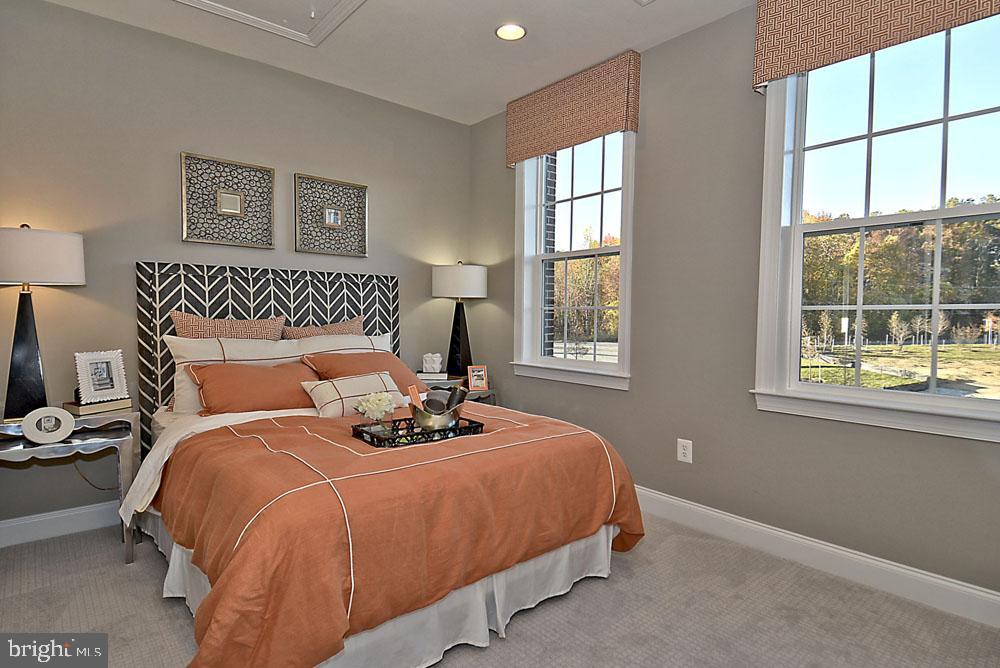 SURRATTS GARDENS - Residential