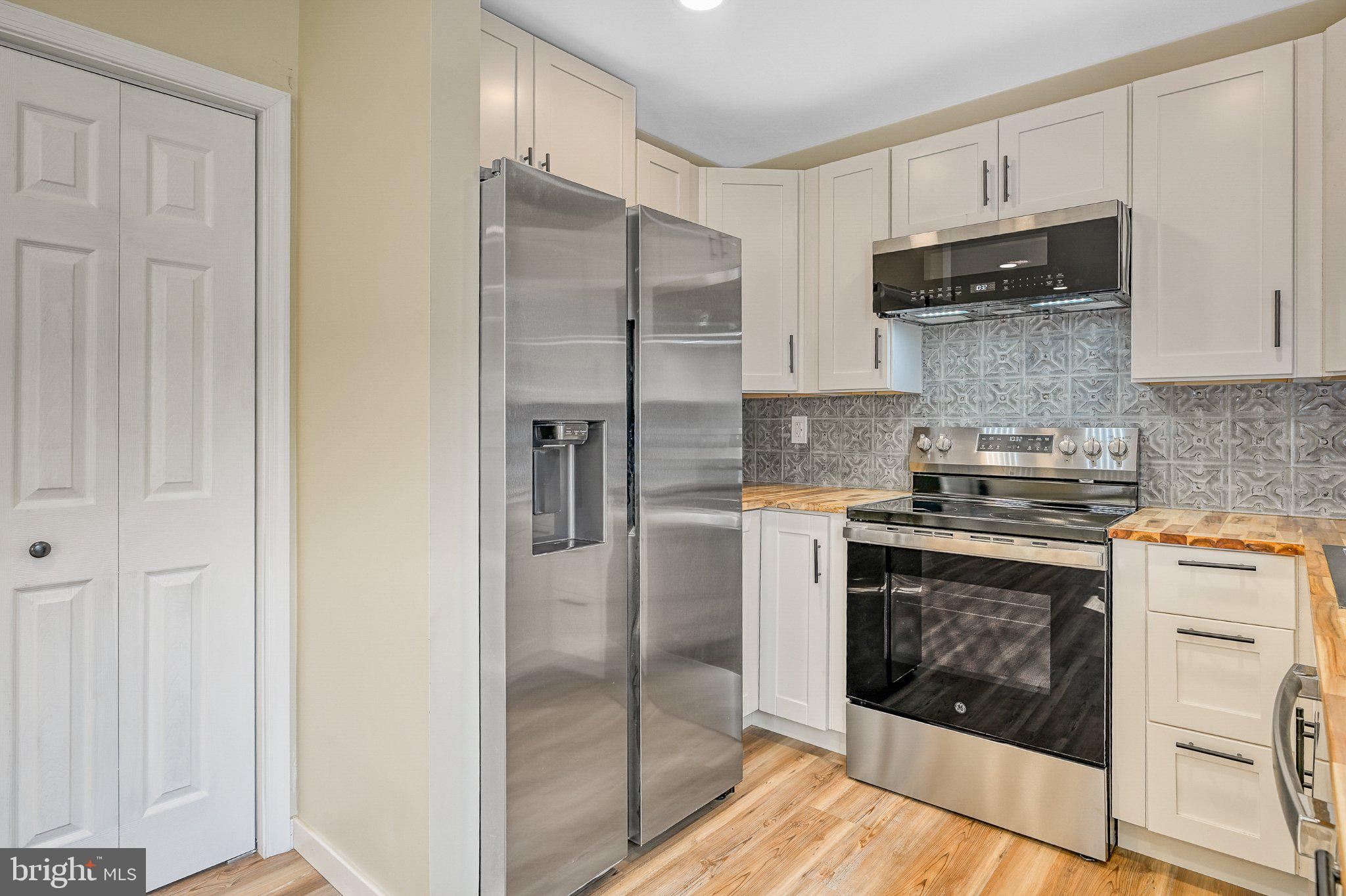 BLUE RIDGE SHORES - Residential