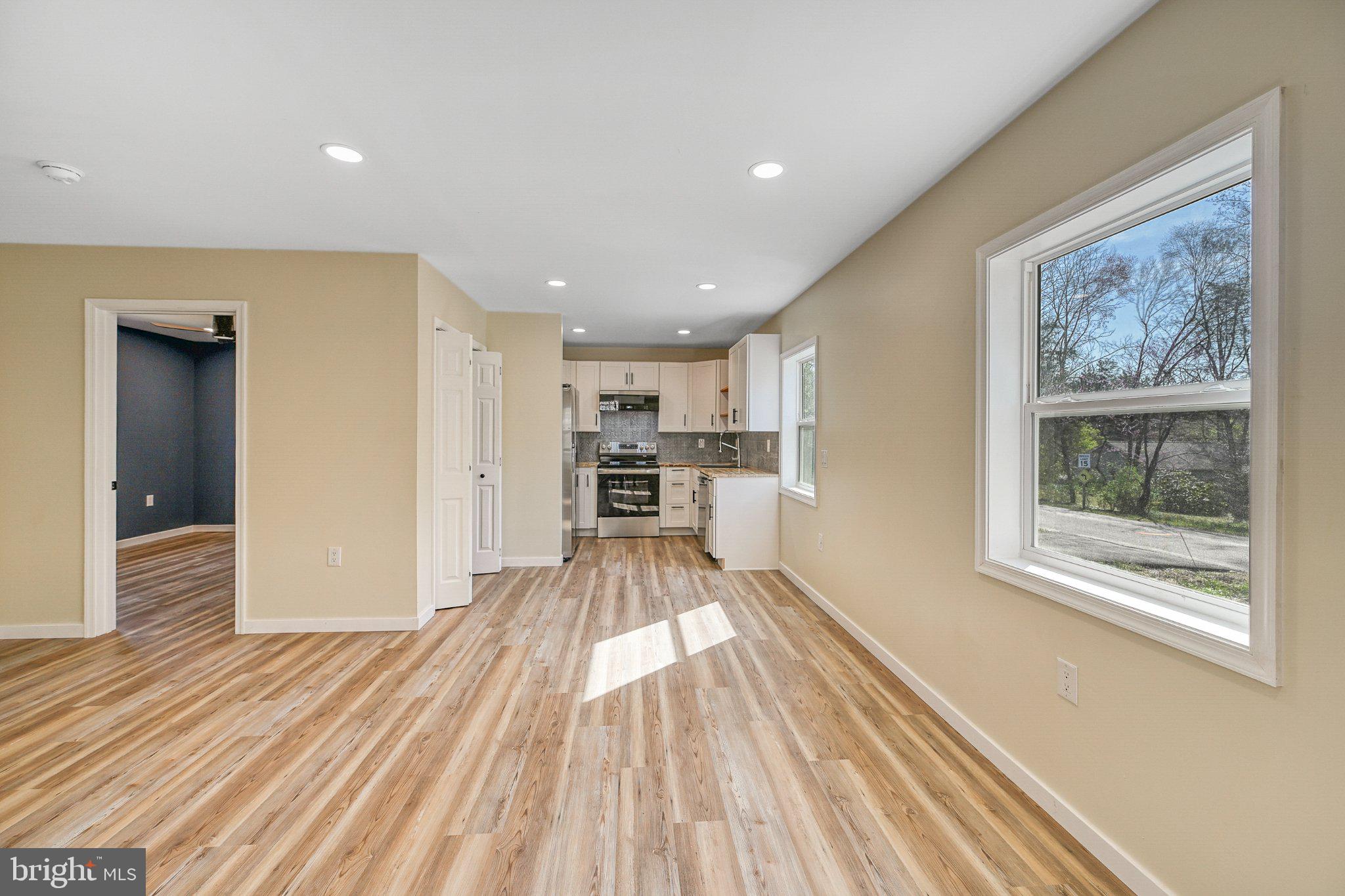 BLUE RIDGE SHORES - Residential