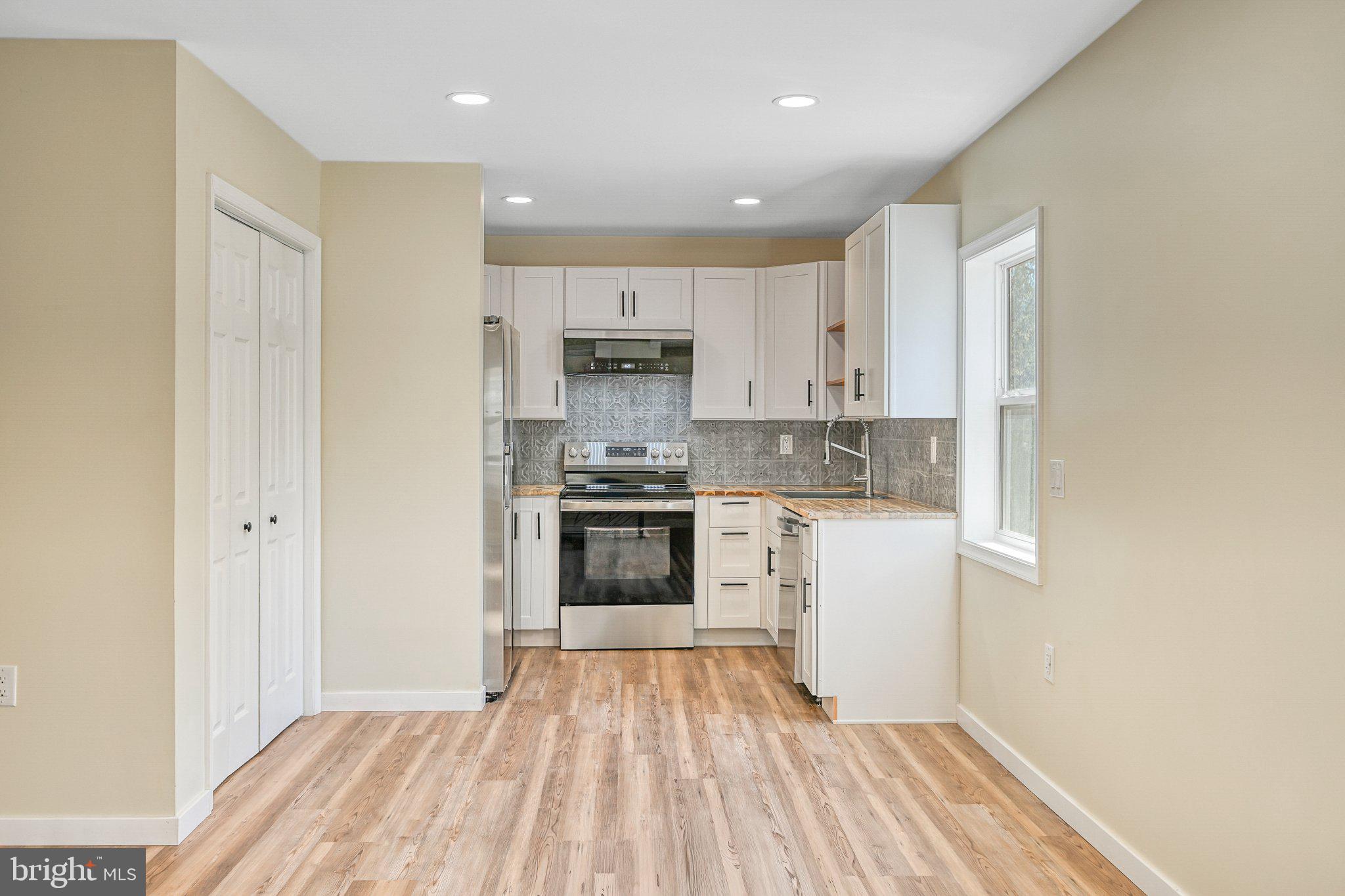 BLUE RIDGE SHORES - Residential