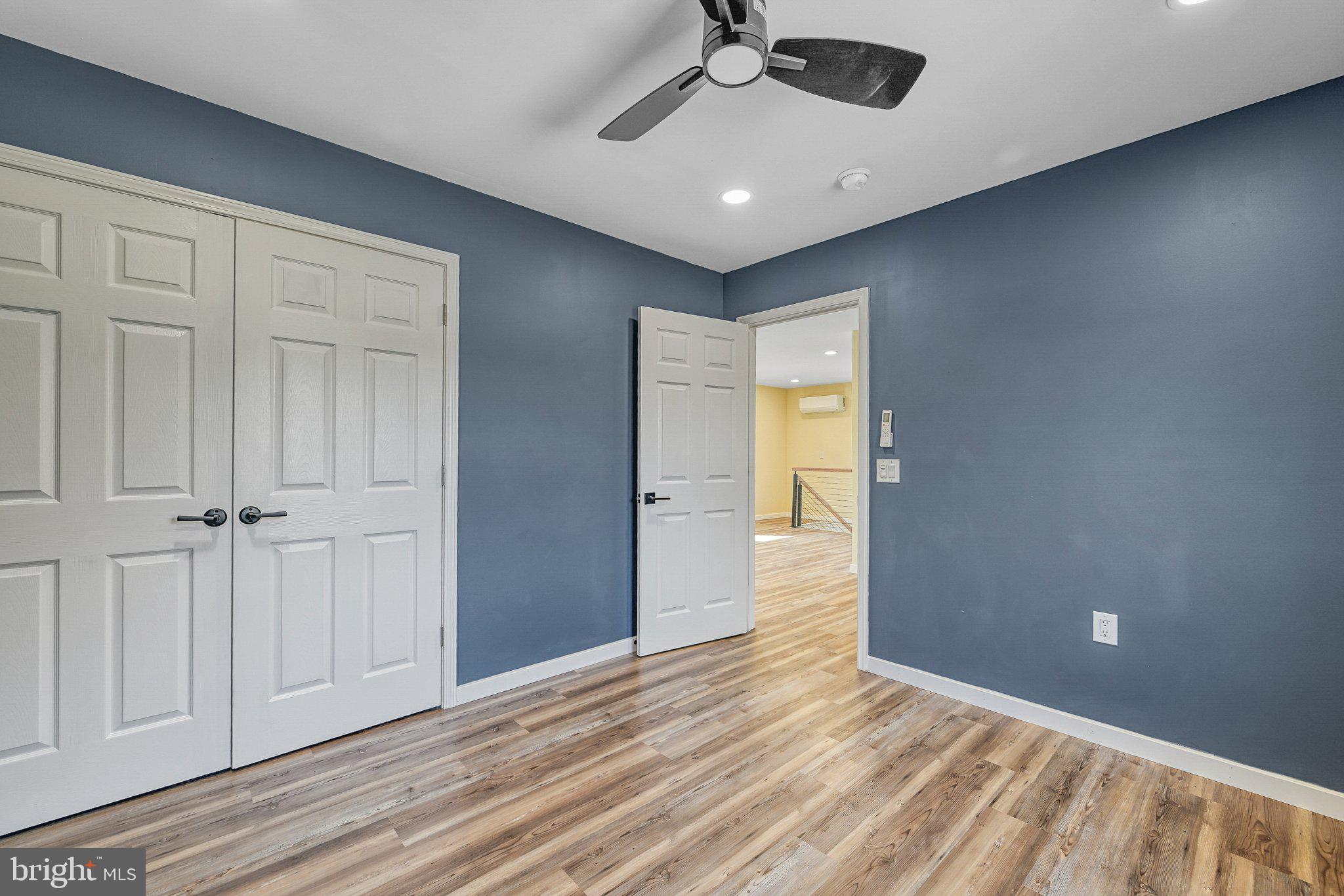 BLUE RIDGE SHORES - Residential