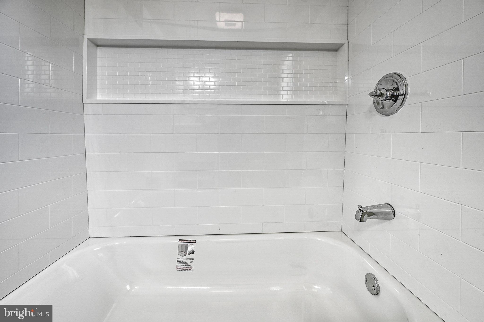 BLUE RIDGE SHORES - Residential